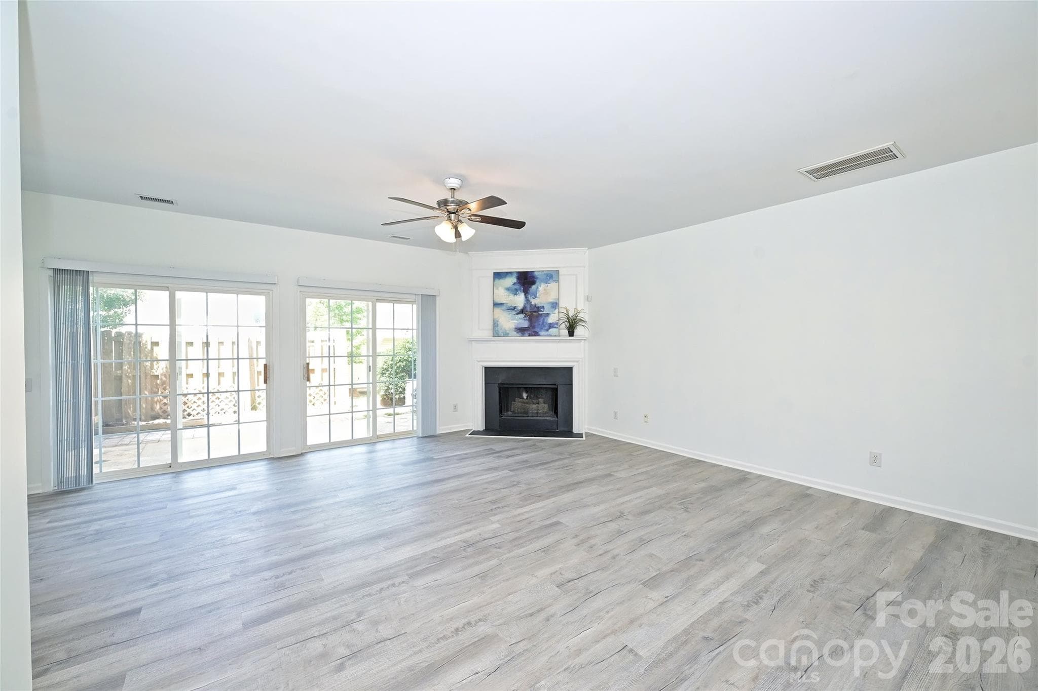 Townhouse at Charlotte, photo 2 of 22