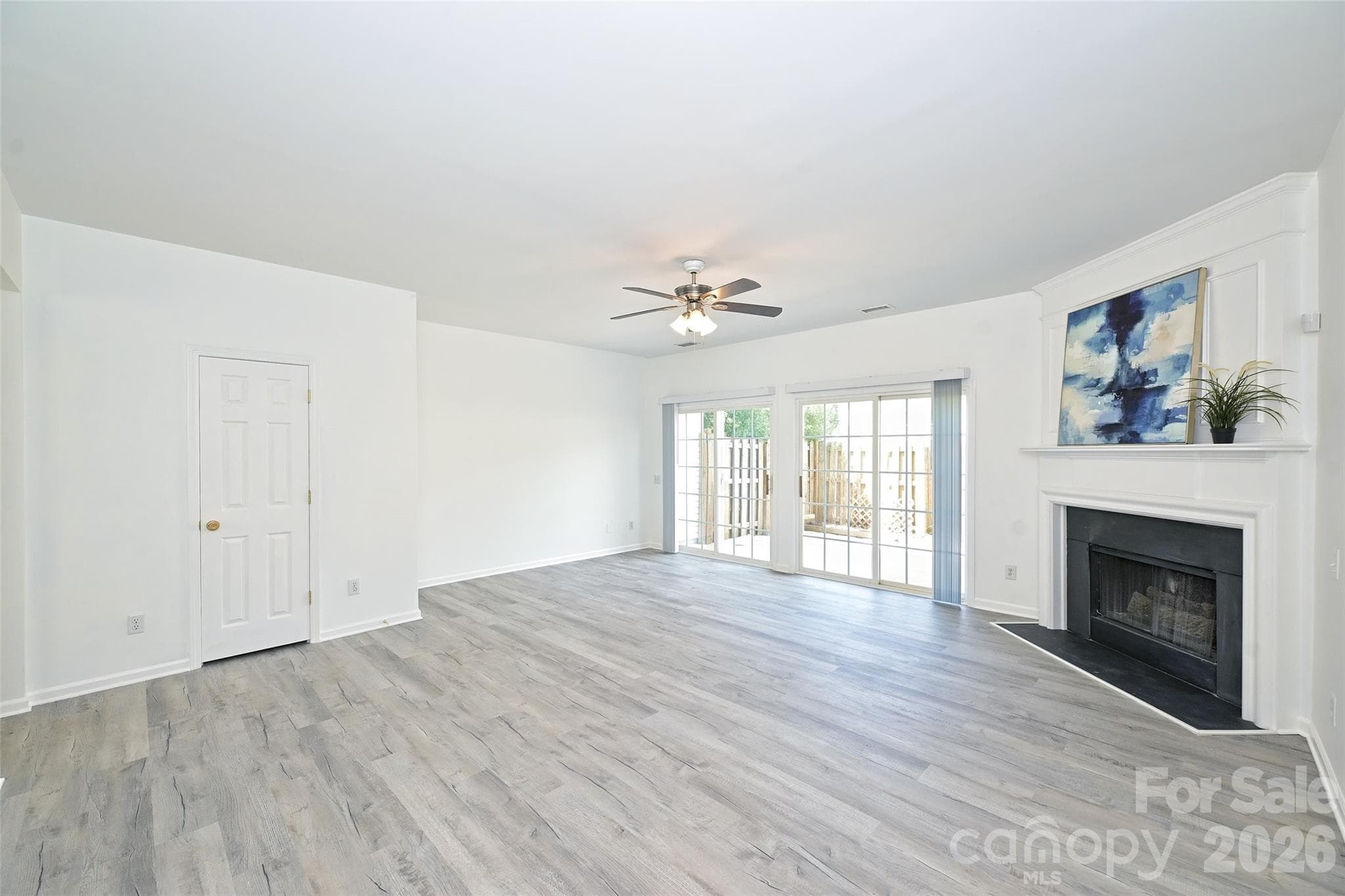 Townhouse at Charlotte, photo 3 of 22