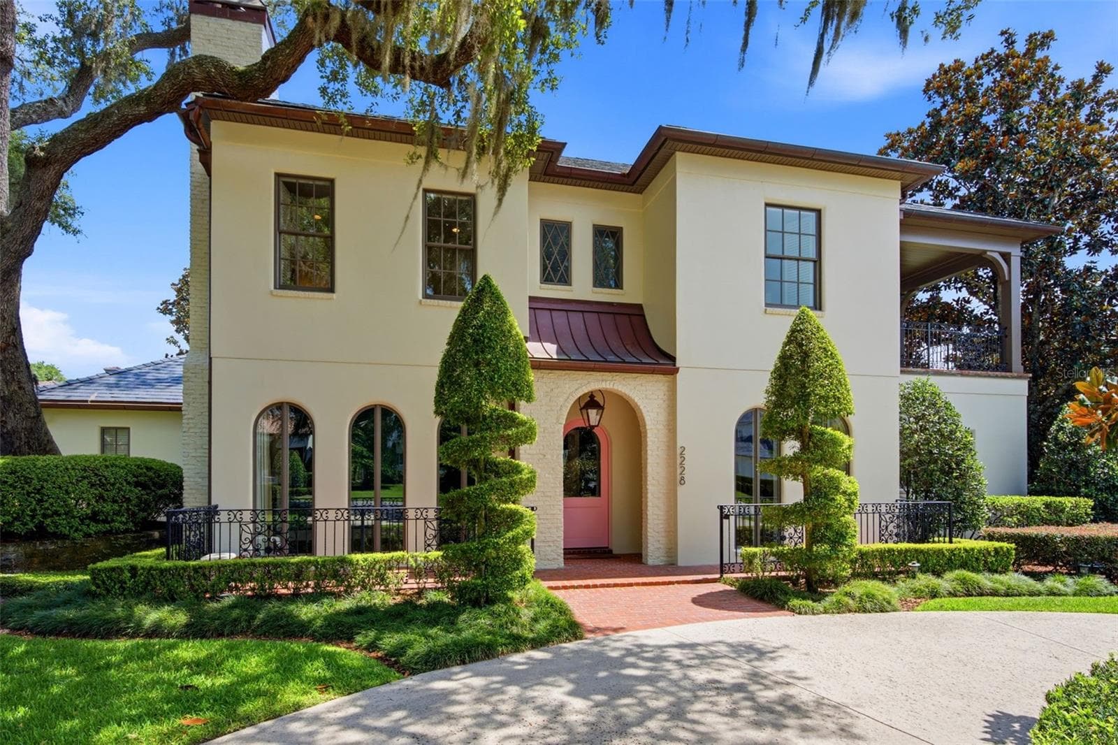 2228 AZALEA PL