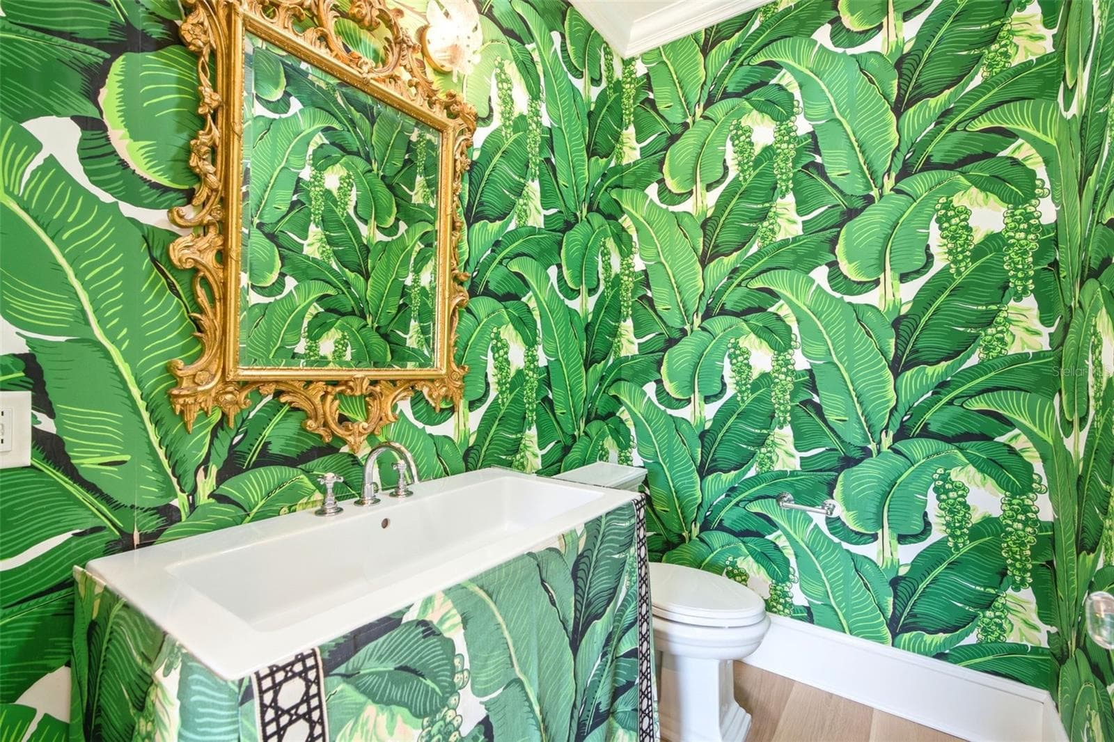 powder room - 2228 AZALEA PL, WINTER PARK