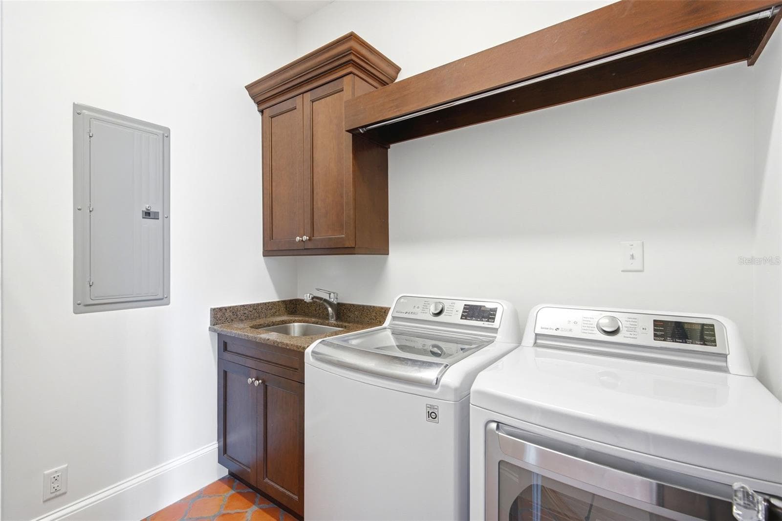 Second Laundry room on the 2nd flr - 2228 AZALEA PL, WINTER PARK