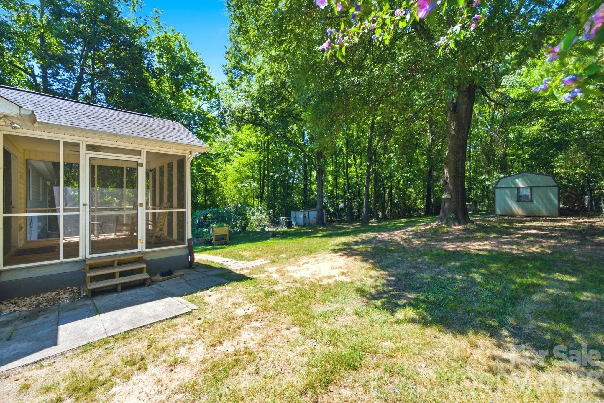 nice yard - 1949 Ridge Road, Clover