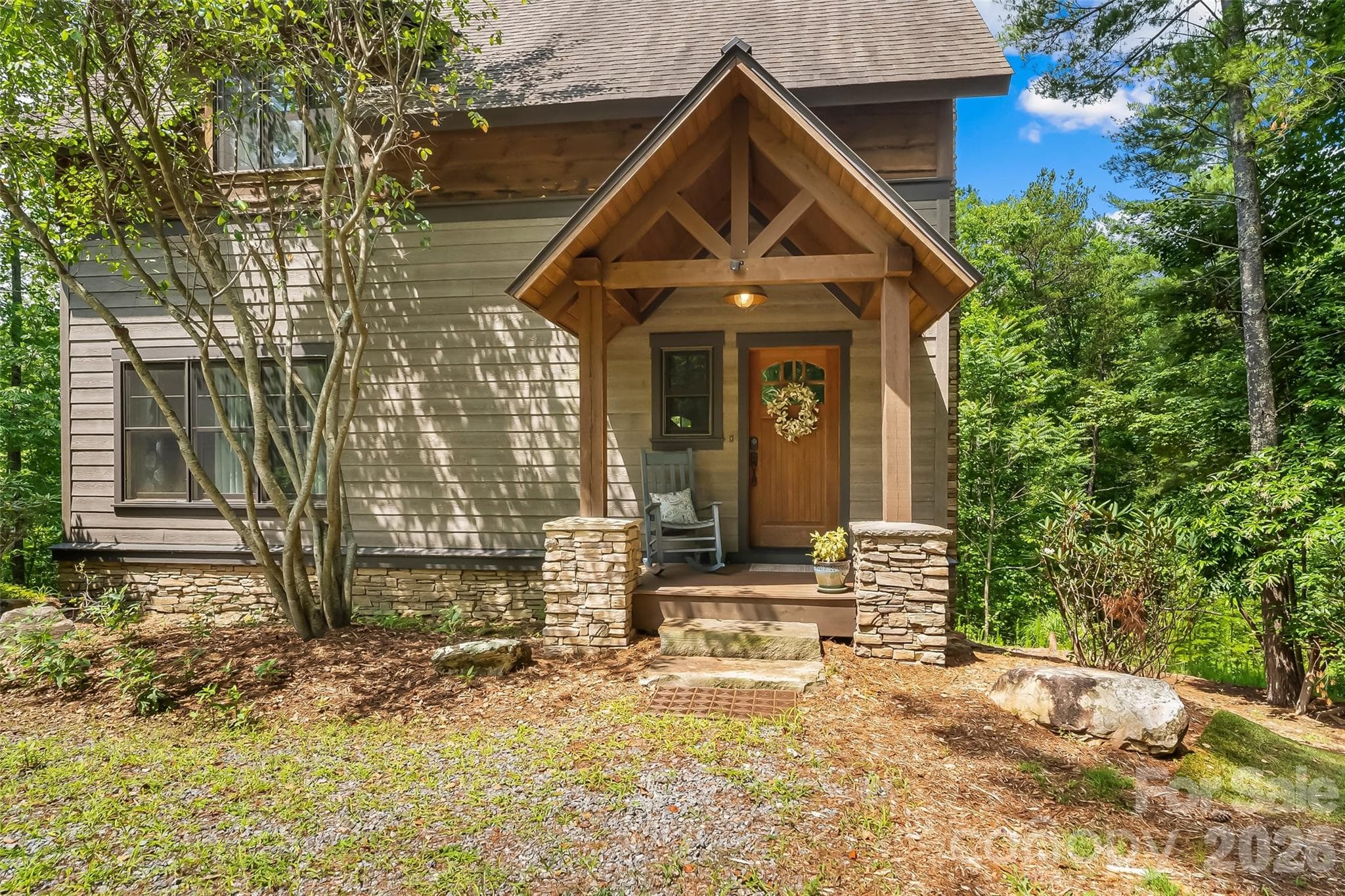 Welcome to The Treehaus - Nebo