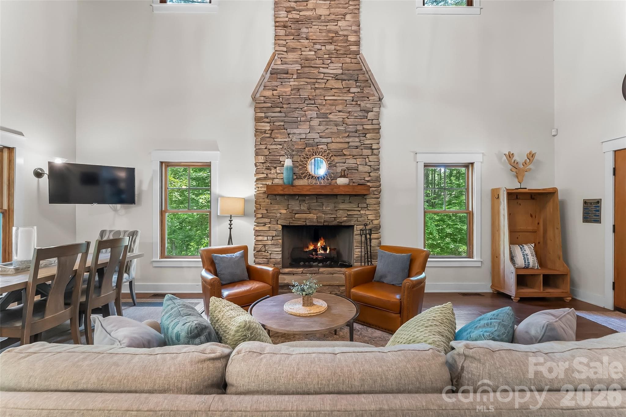 Single Family Residence at Nebo, photo 8 of 42