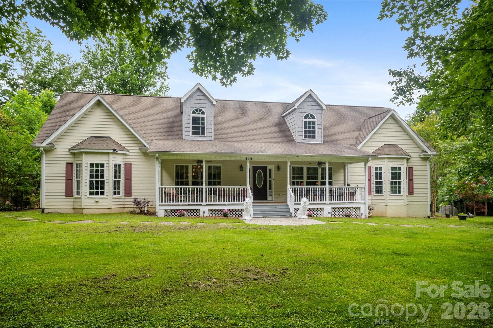 Welcome to 115 Barton Road - Brevard