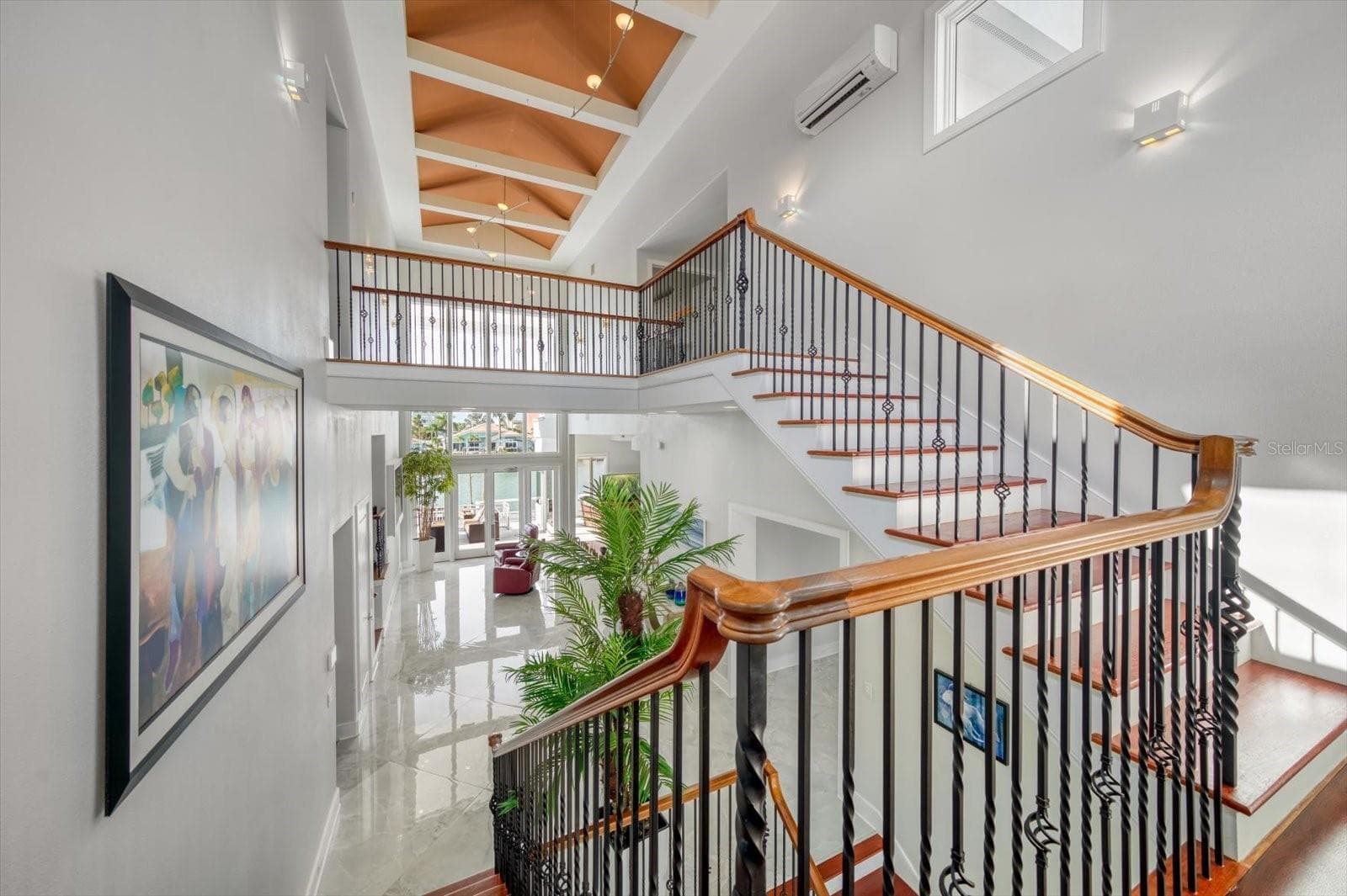 Single Family Residence at 42 MIDWAY IS, CLEARWATER BEACH, photo 10 of 37