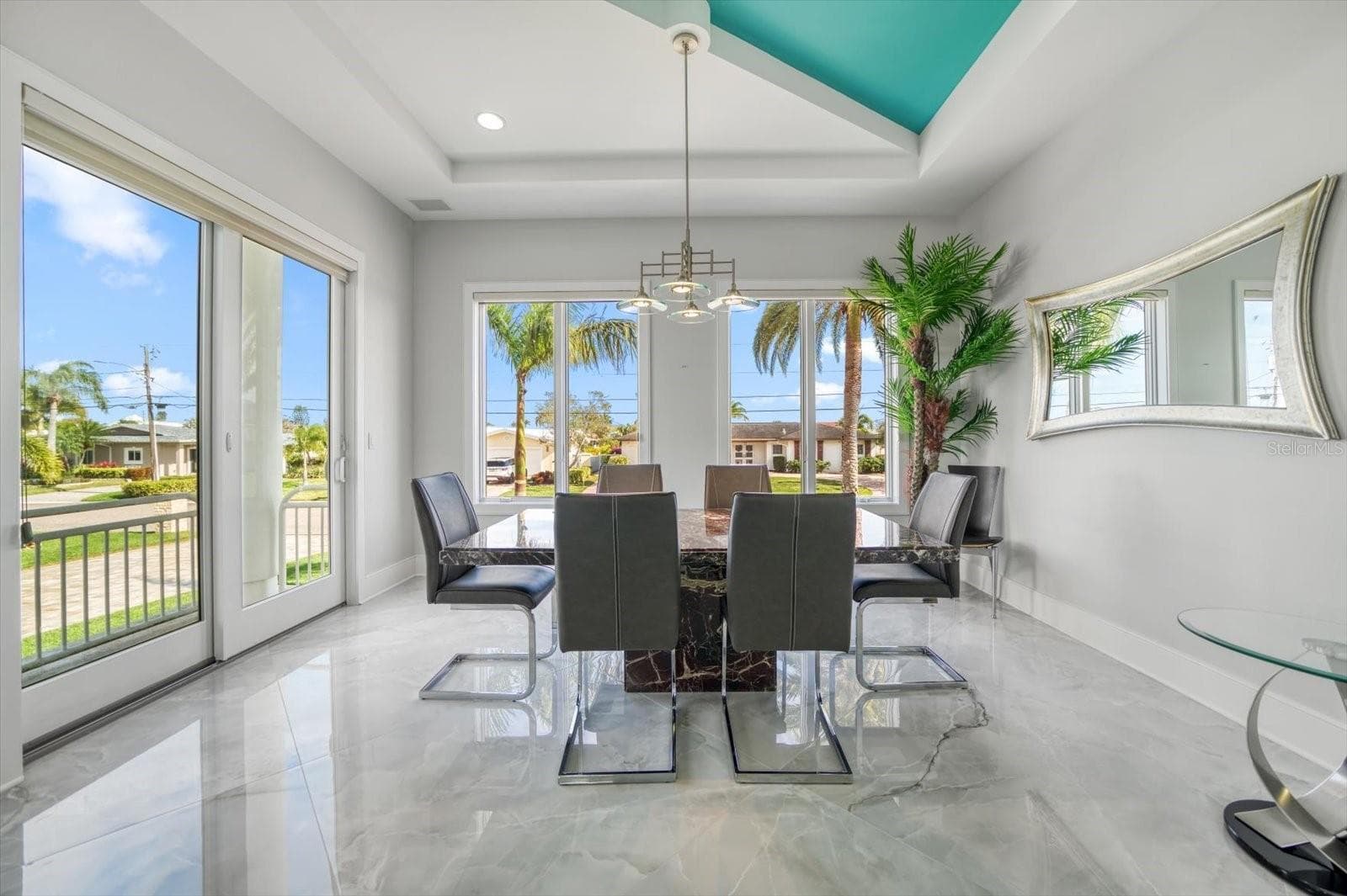 Single Family Residence at 42 MIDWAY IS, CLEARWATER BEACH, photo 15 of 37