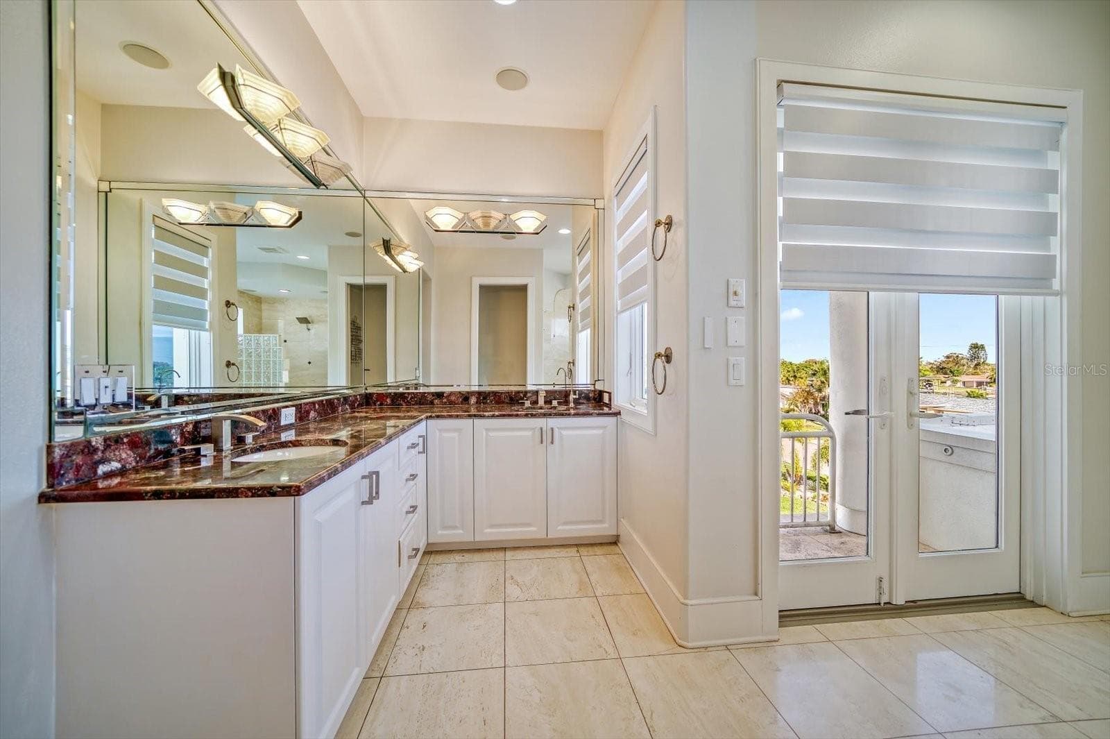 Single Family Residence at 42 MIDWAY IS, CLEARWATER BEACH, photo 29 of 37