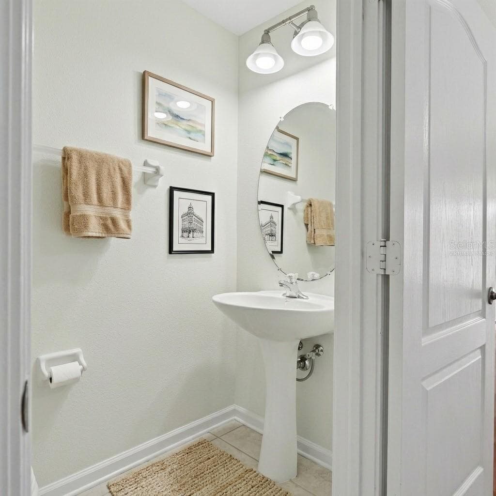 Powder Bath Virtually Staged - 8471 SANDY BEACH ST, TAMPA