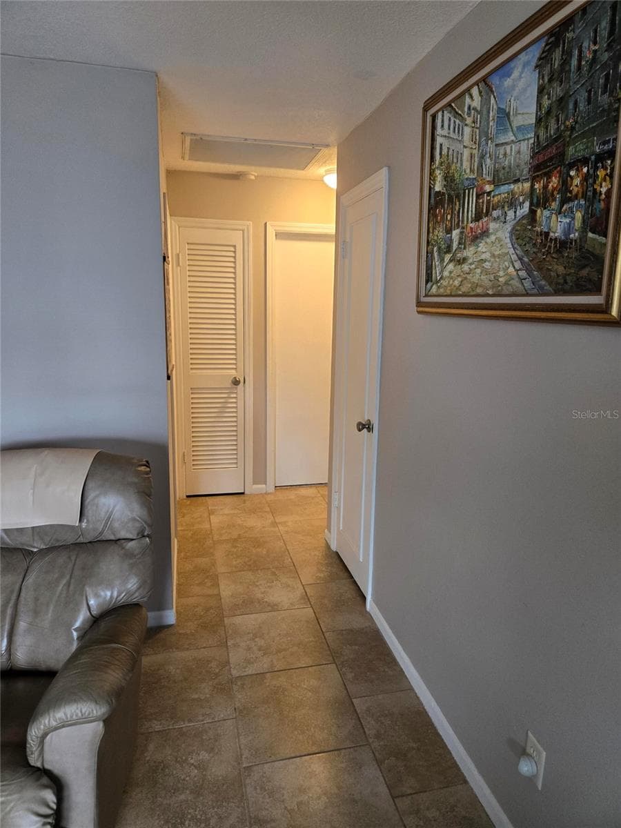 Condominium at 5231 BEACH DR SE #A, ST PETERSBURG, photo 14 of 23