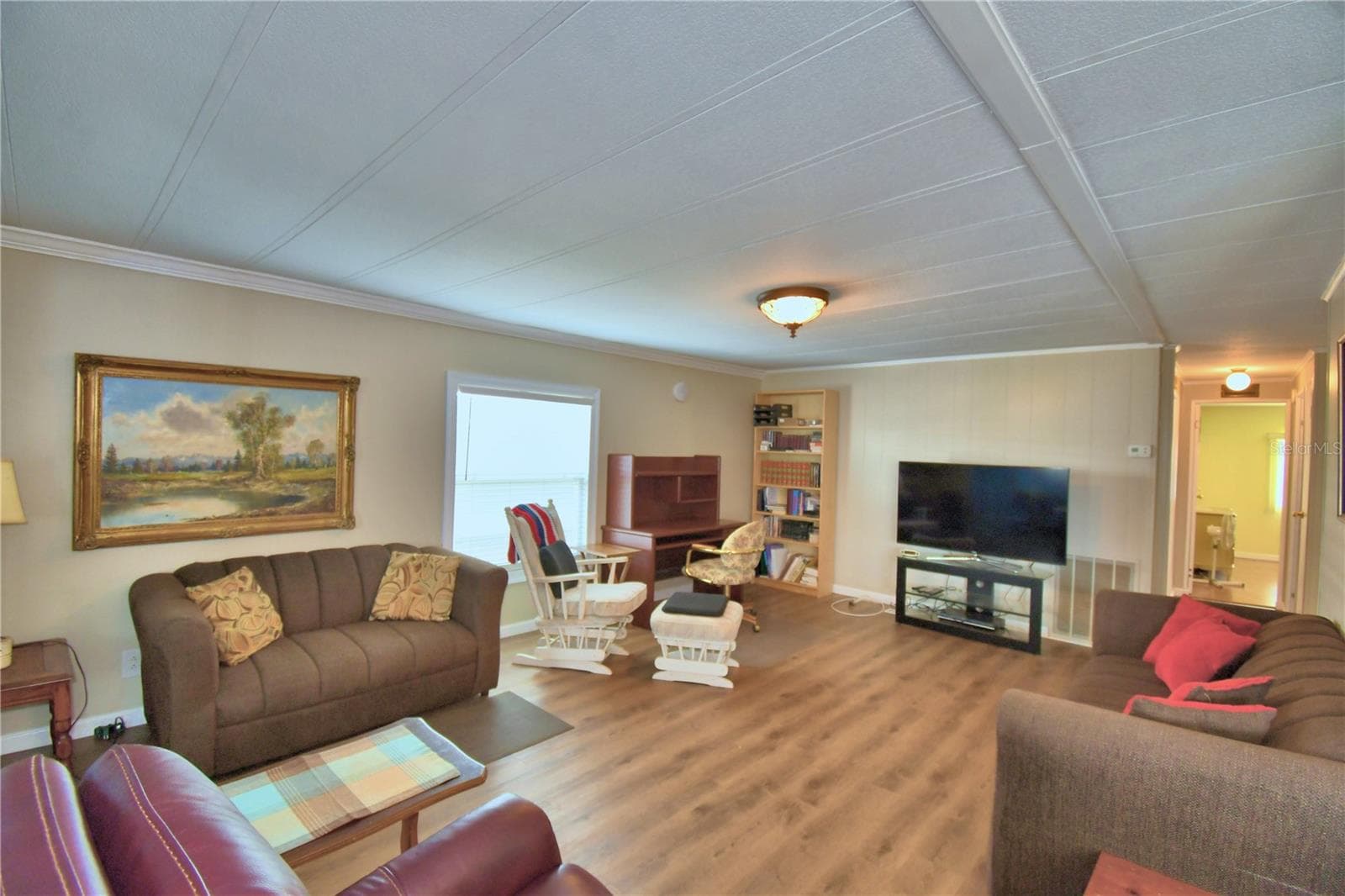 Manufactured Home at 4242 CEDARWOOD ST, WINTER HAVEN, photo 8 of 57
