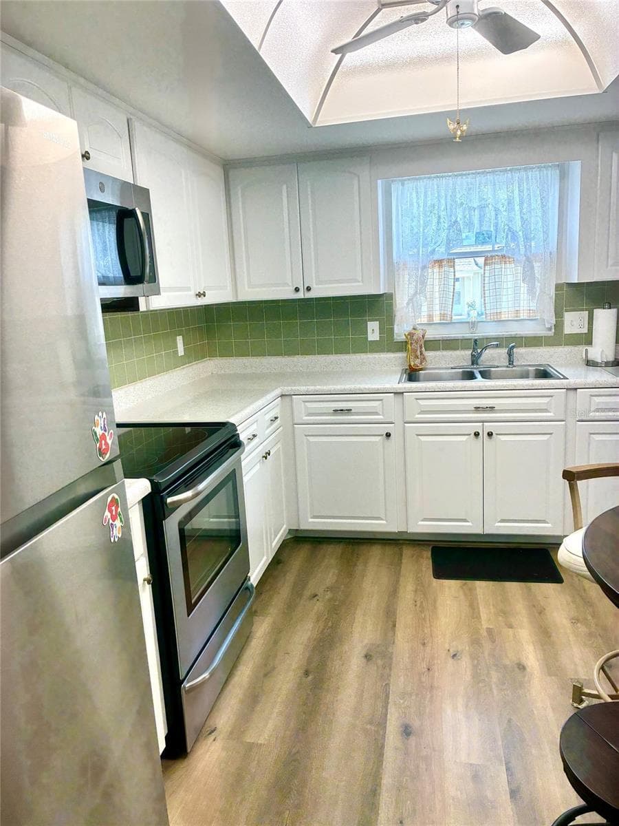 Villa at 1674 S LAKE AVE #6, CLEARWATER, photo 3 of 27