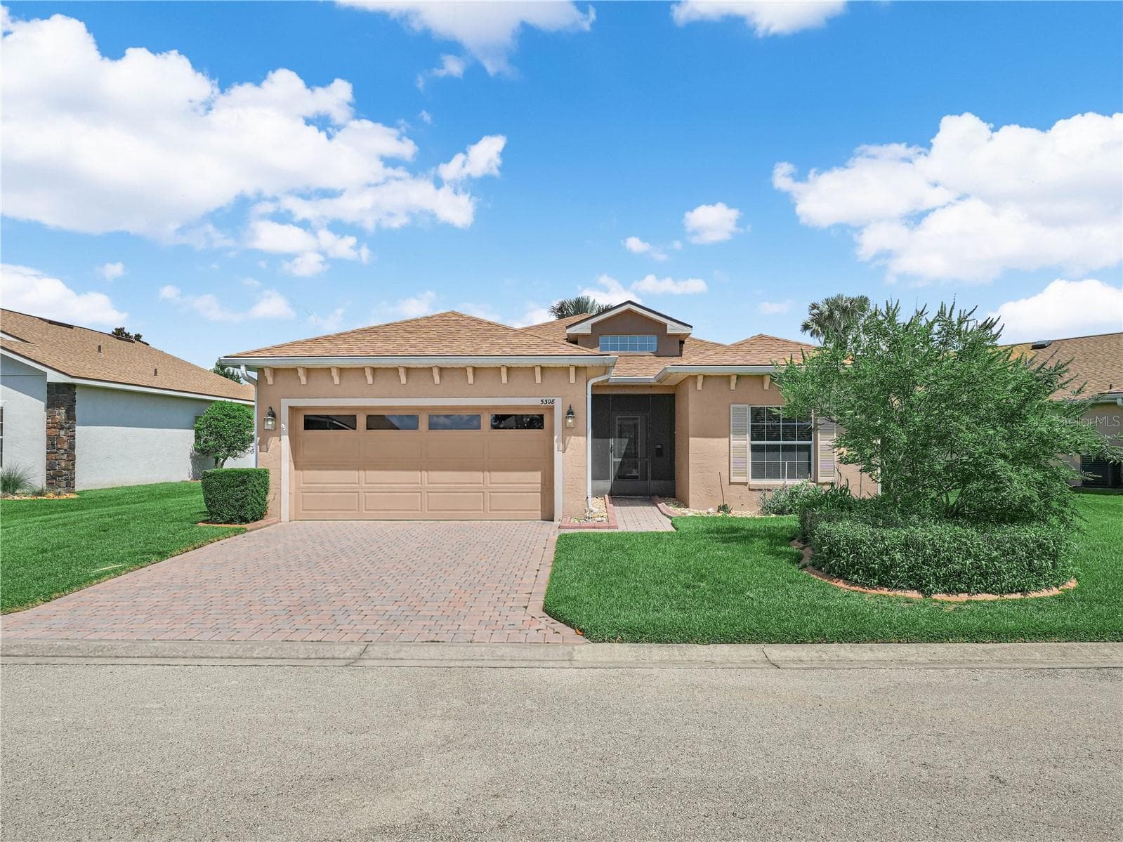 Single Family Residence at 5308 GREEN DR, WINTER HAVEN, photo 2 of 29