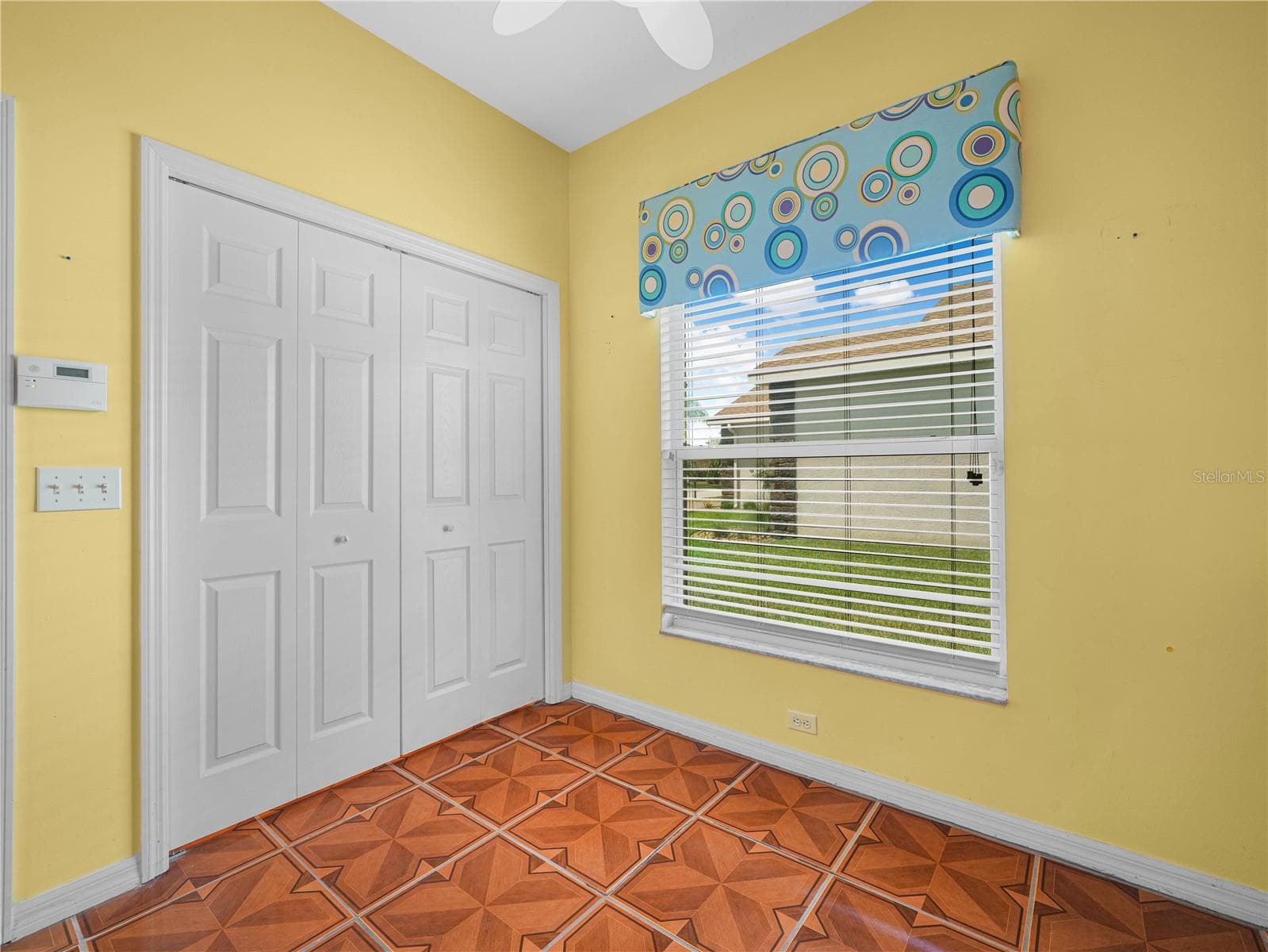 Breakfast Nook in Kitchen - 5308 GREEN DR, WINTER HAVEN
