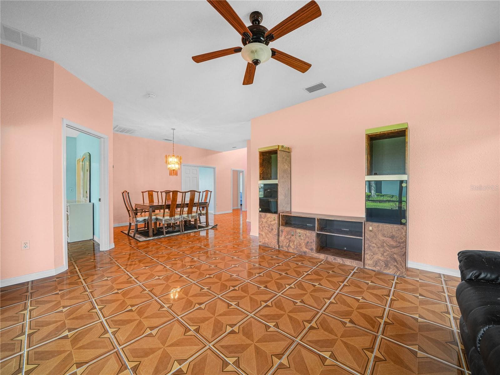 Living Room - 5308 GREEN DR, WINTER HAVEN