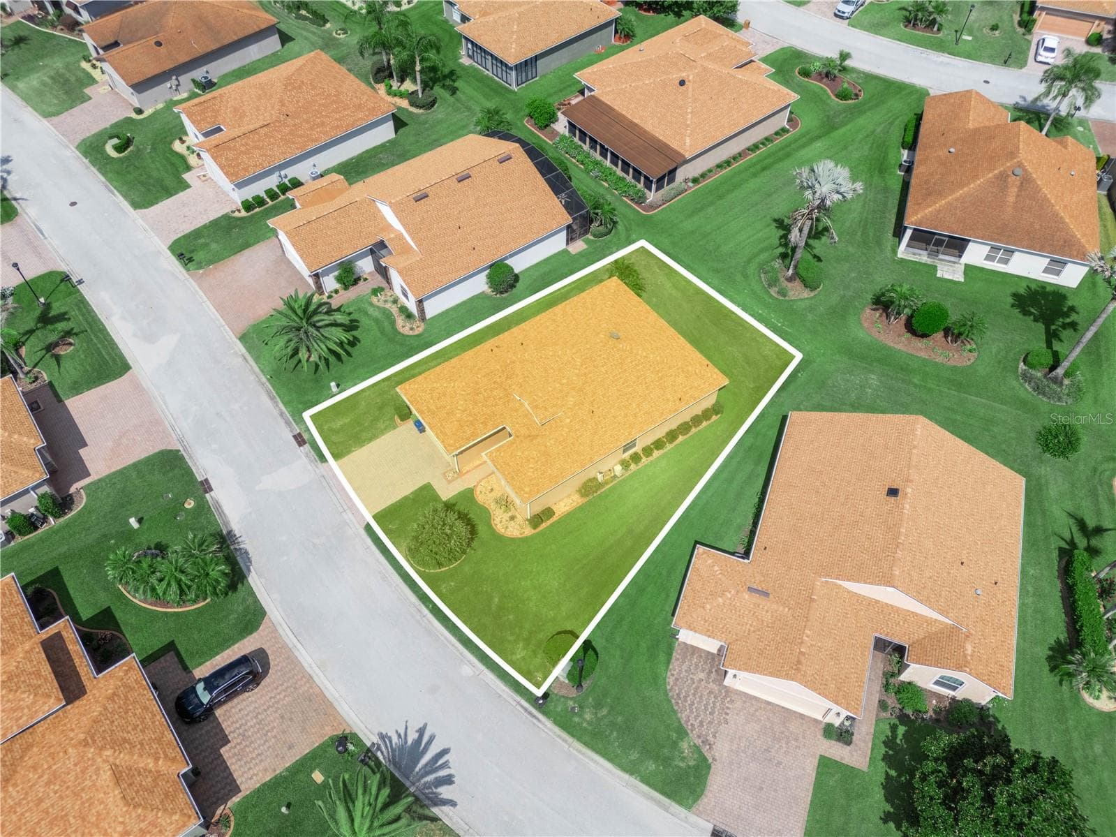 Single Family Residence at 5308 GREEN DR, WINTER HAVEN, photo 26 of 29