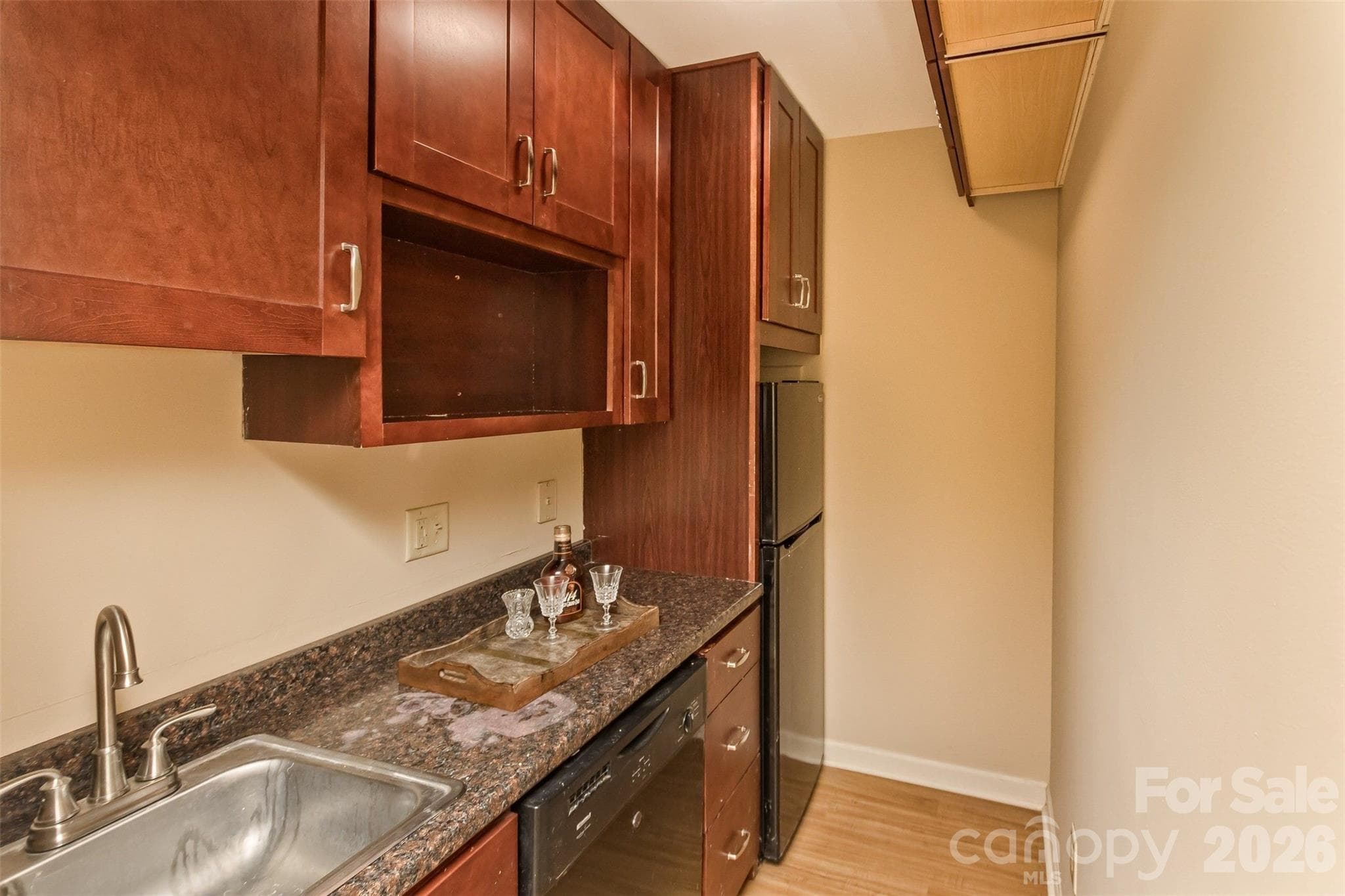 Single Family Residence at 15 Village Green Drive, Alexander, photo 21 of 48
