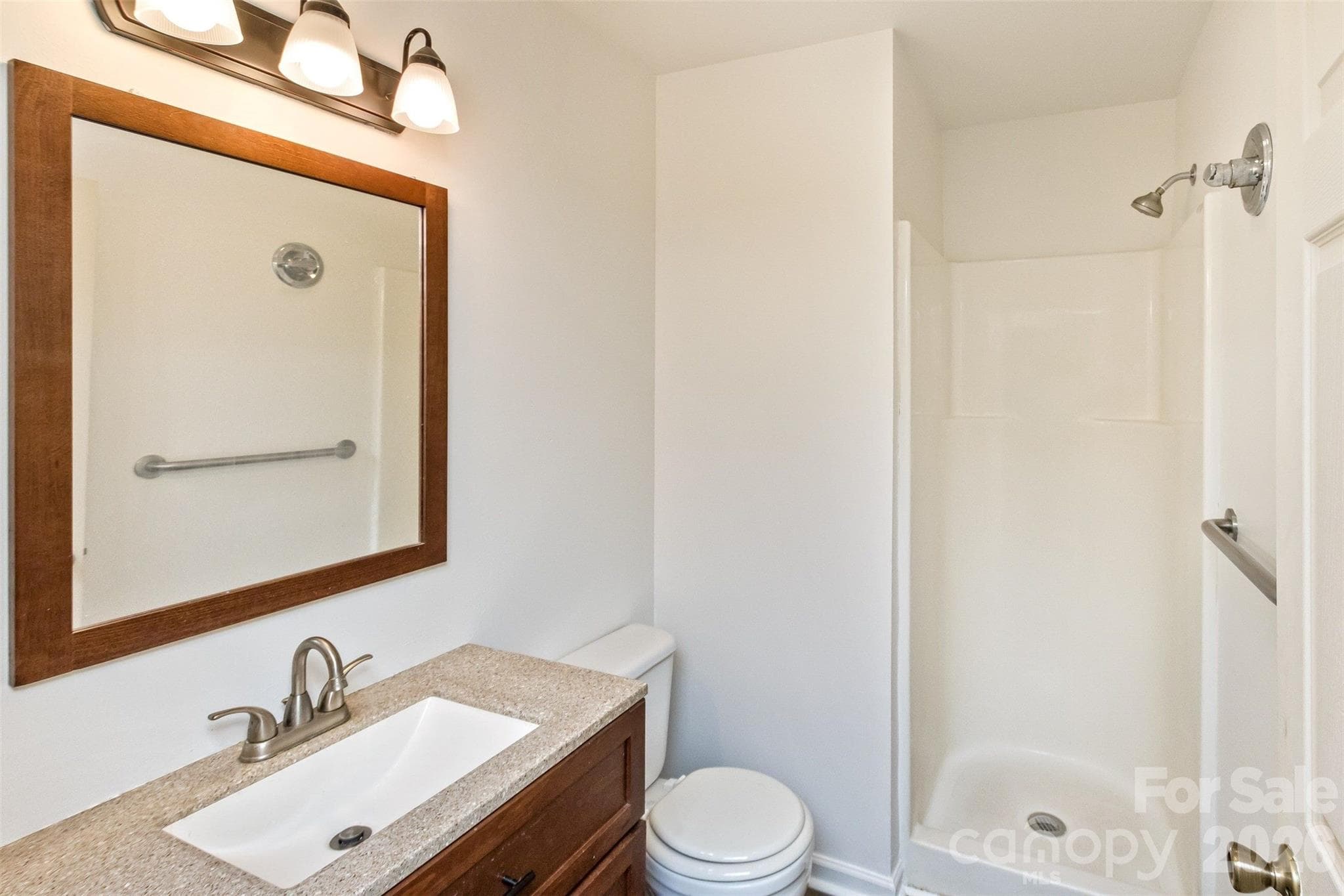 Single Family Residence at 15 Village Green Drive, Alexander, photo 24 of 48