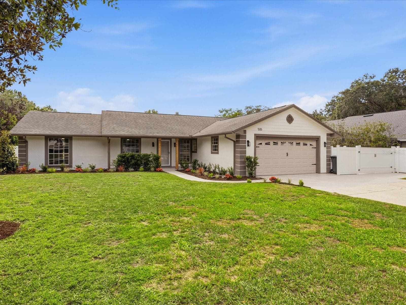 Single Family Residence at 505 LAKE CHARM DR, OVIEDO, photo 7 of 70