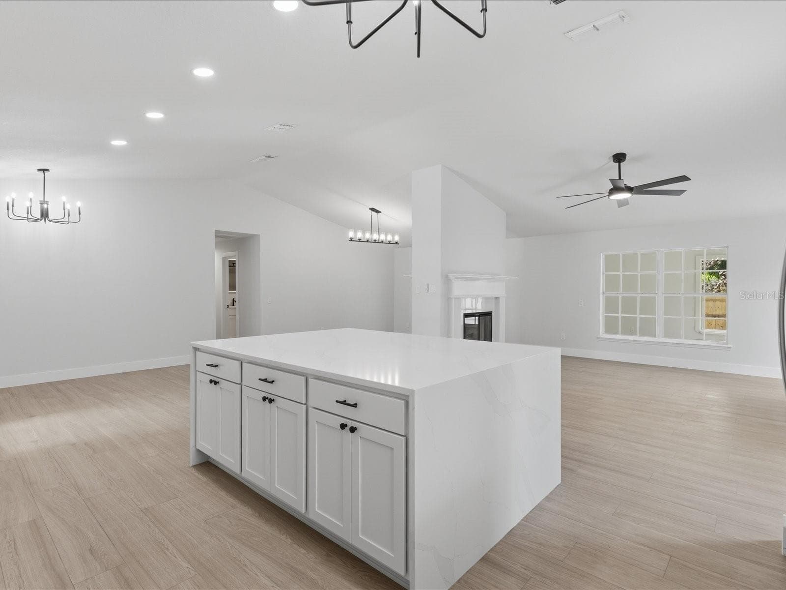 Single Family Residence at 505 LAKE CHARM DR, OVIEDO, photo 17 of 70