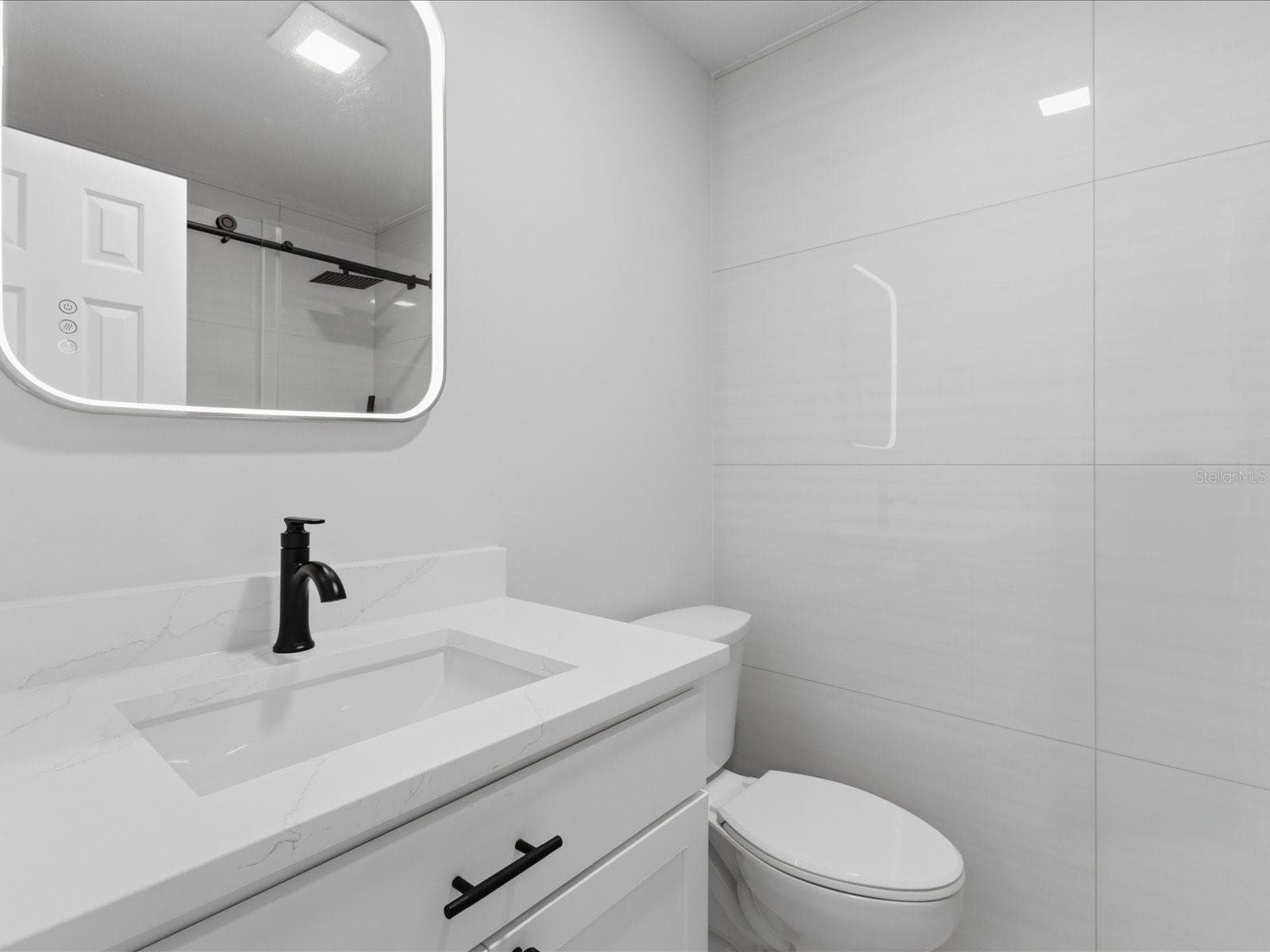 Single Family Residence at 505 LAKE CHARM DR, OVIEDO, photo 35 of 70