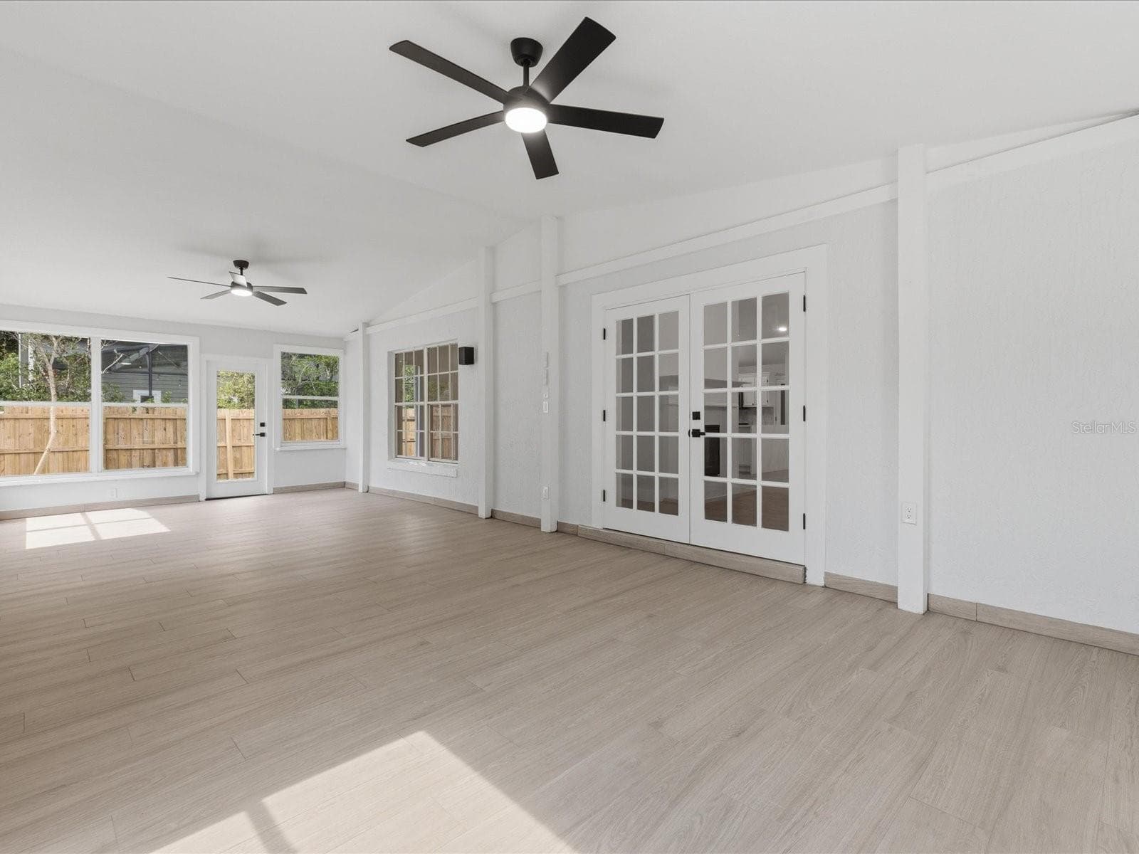 Single Family Residence at 505 LAKE CHARM DR, OVIEDO, photo 53 of 70