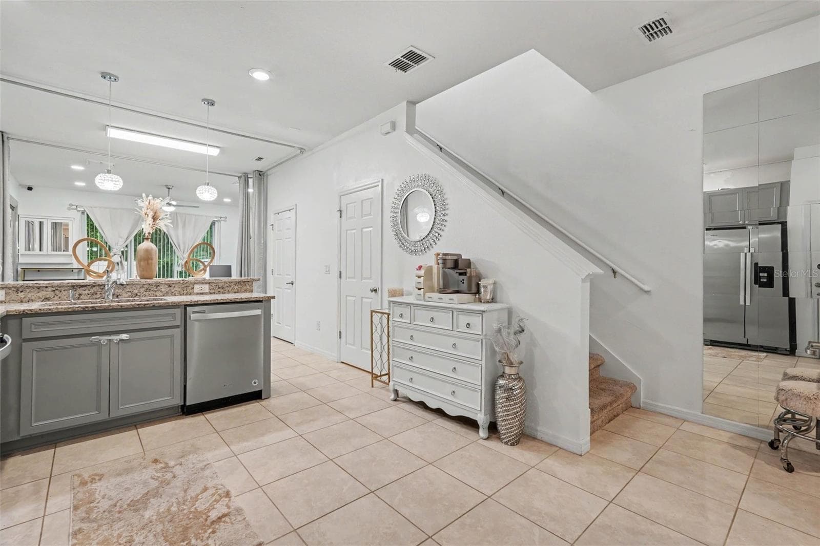 Townhouse at 5374 SYLVESTER LOOP, TAMPA, photo 7 of 26
