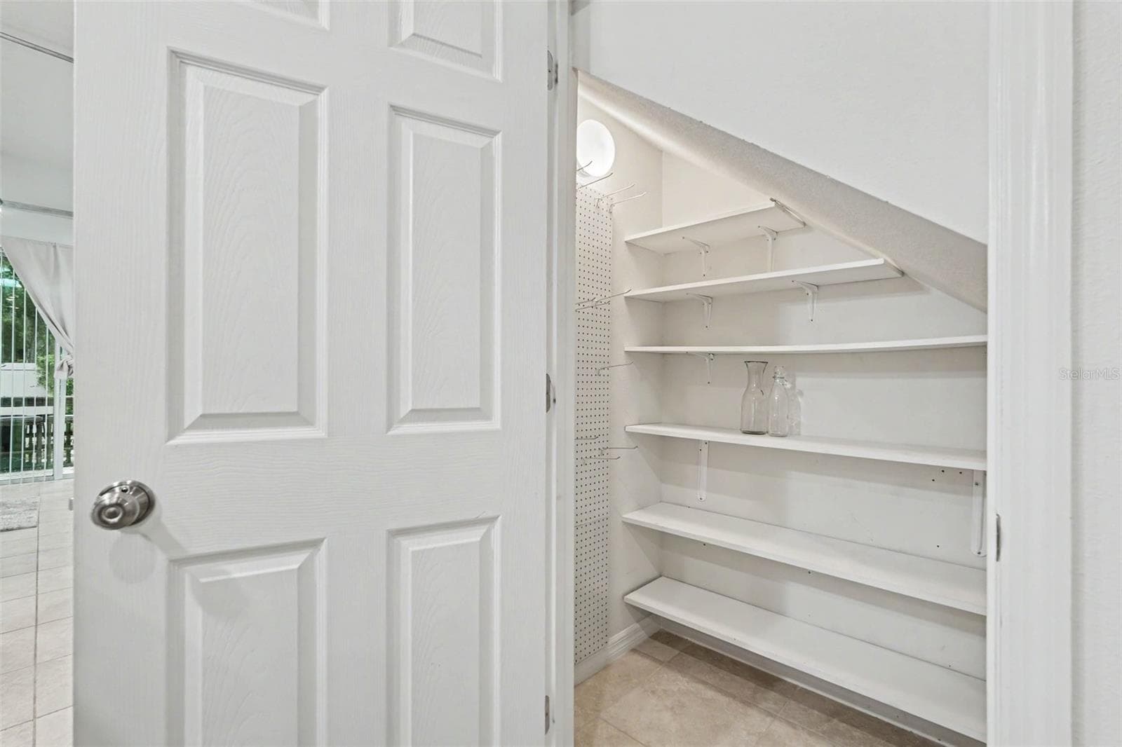 Townhouse at 5374 SYLVESTER LOOP, TAMPA, photo 9 of 26