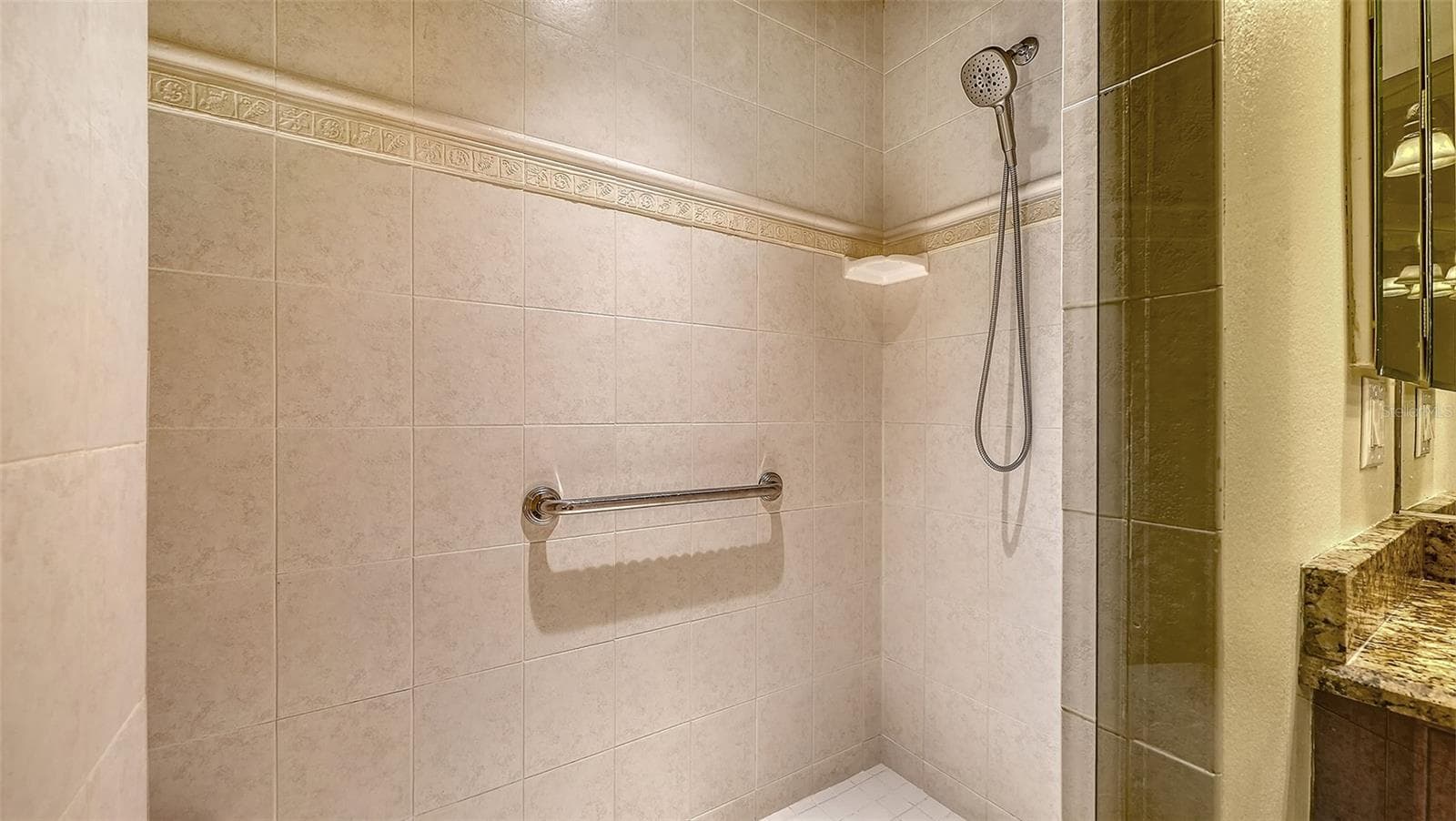Condominium at 5211 PARISIENNE PL #101B27, SARASOTA, photo 28 of 67