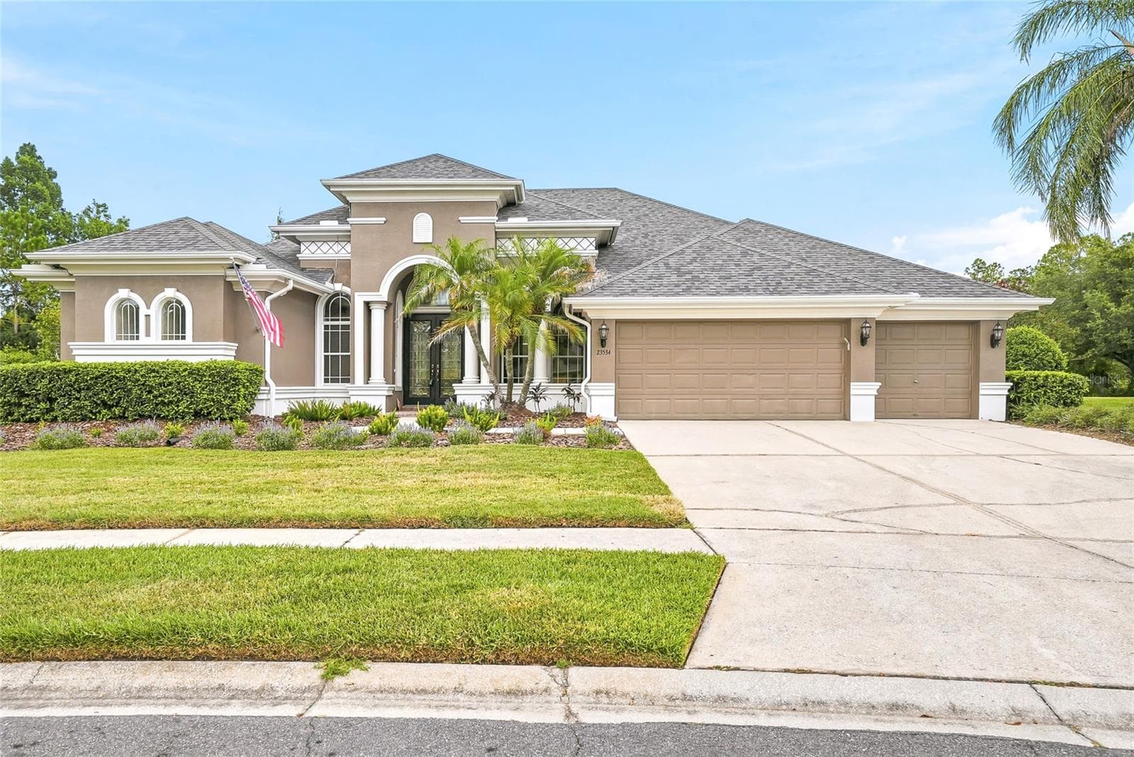 23534 GRACEWOOD CIR