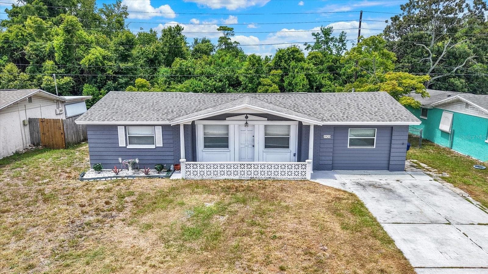 front drone shot - 3920 BEACON SQUARE DR, HOLIDAY
