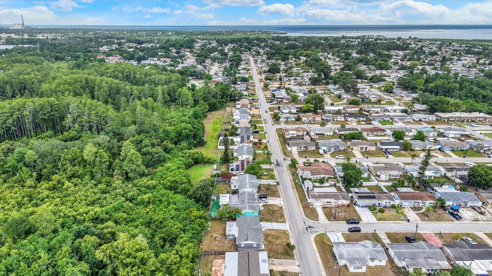 arial drone neighborhood view - 3920 BEACON SQUARE DR, HOLIDAY