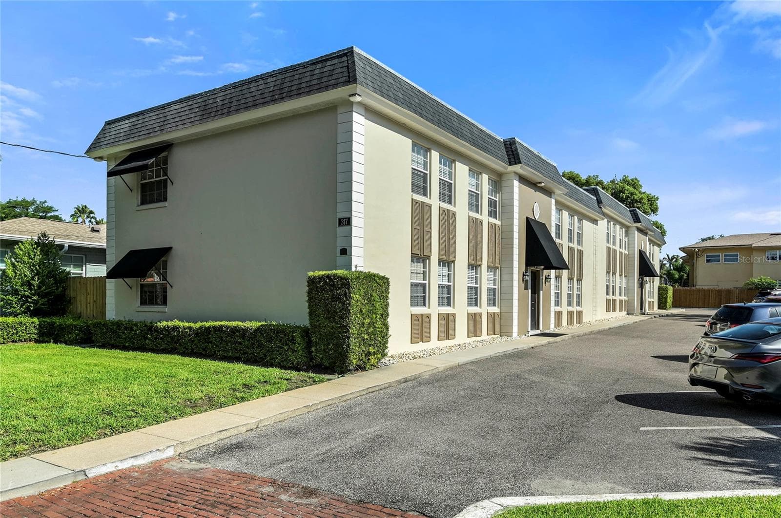 317 E AMELIA ST #7