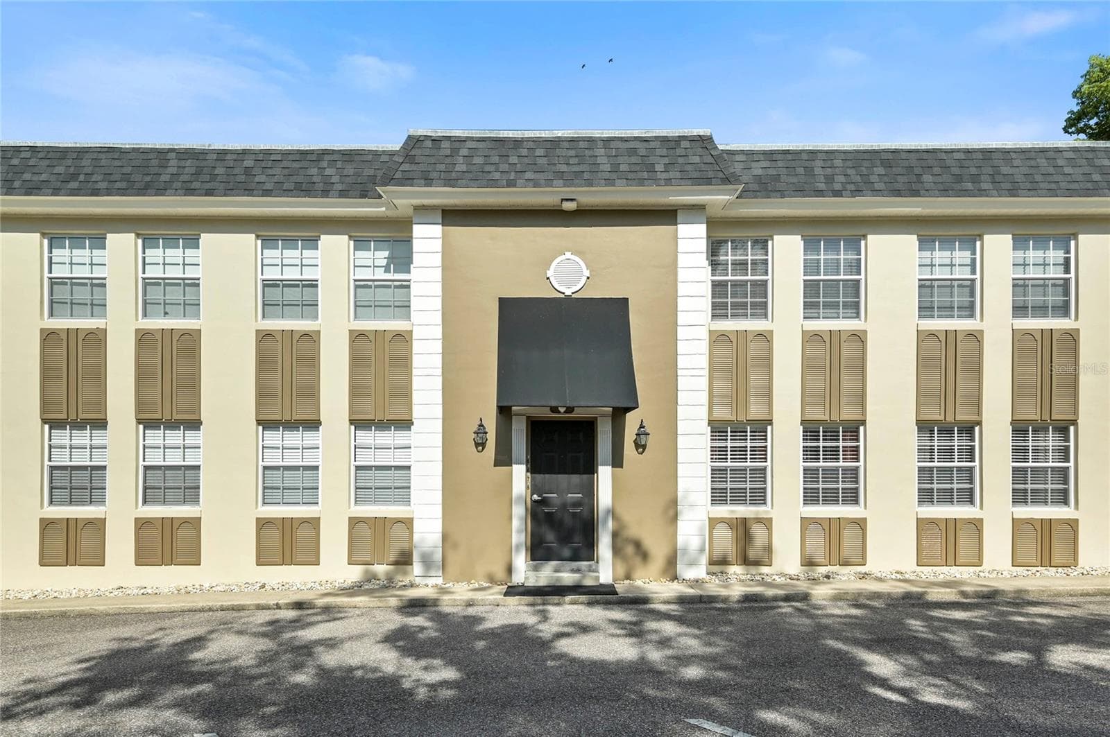 Condominium at 317 E AMELIA ST #7, ORLANDO, photo 2 of 21