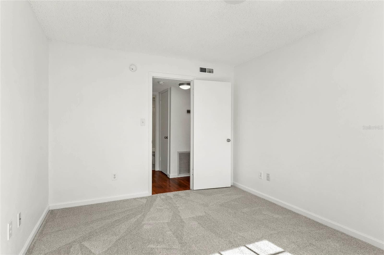 Condominium at 317 E AMELIA ST #7, ORLANDO, photo 14 of 21