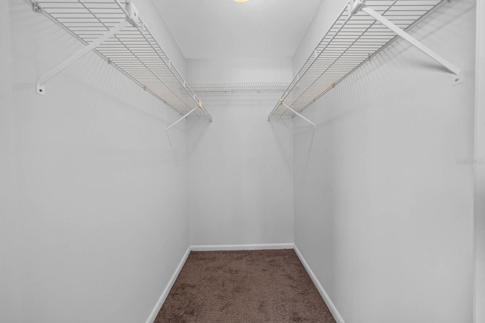 Single Family Residence at 2205 JUNIPER DR, EDGEWATER, photo 11 of 24