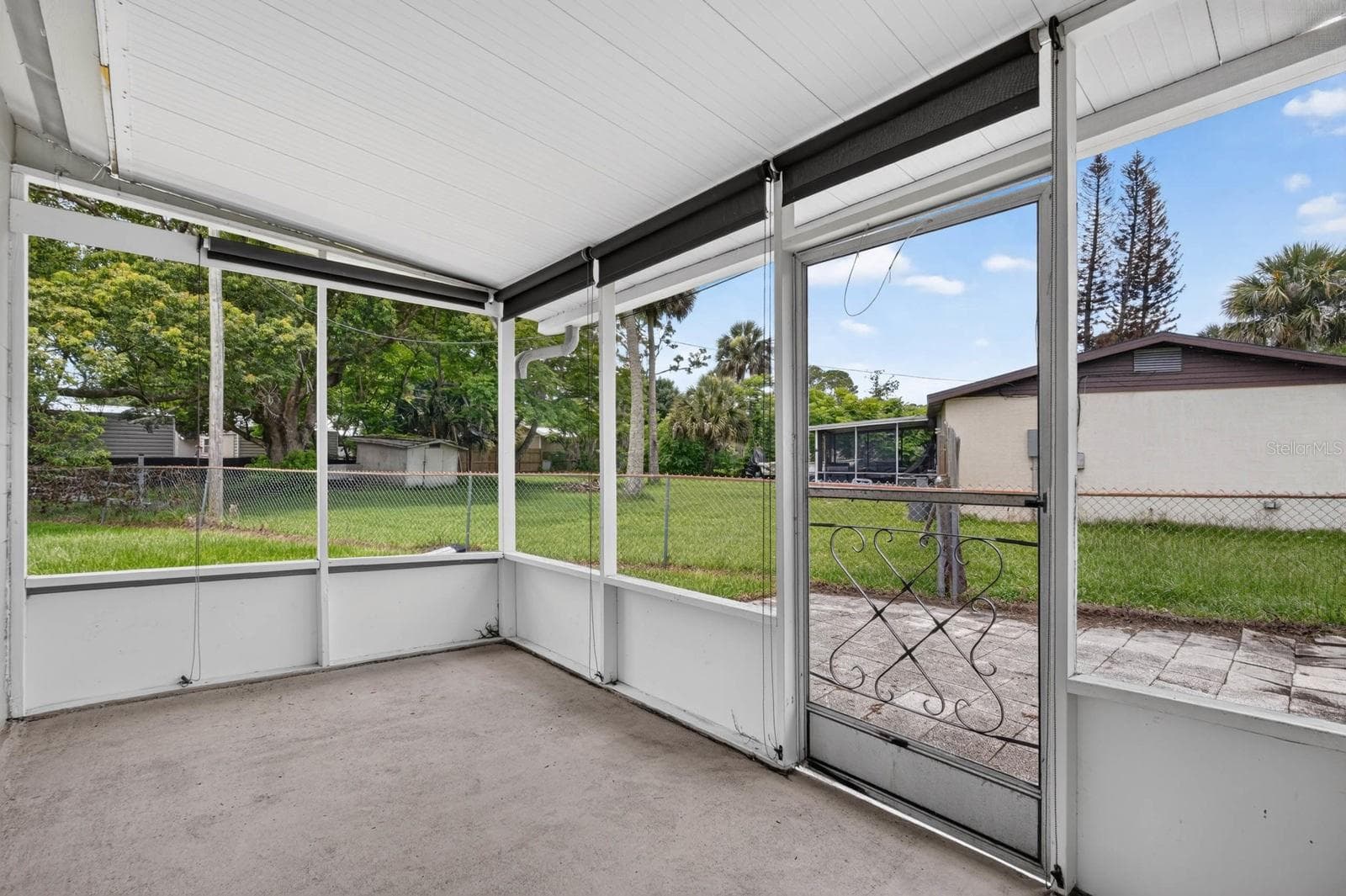 BACK PORCH - 2205 JUNIPER DR, EDGEWATER