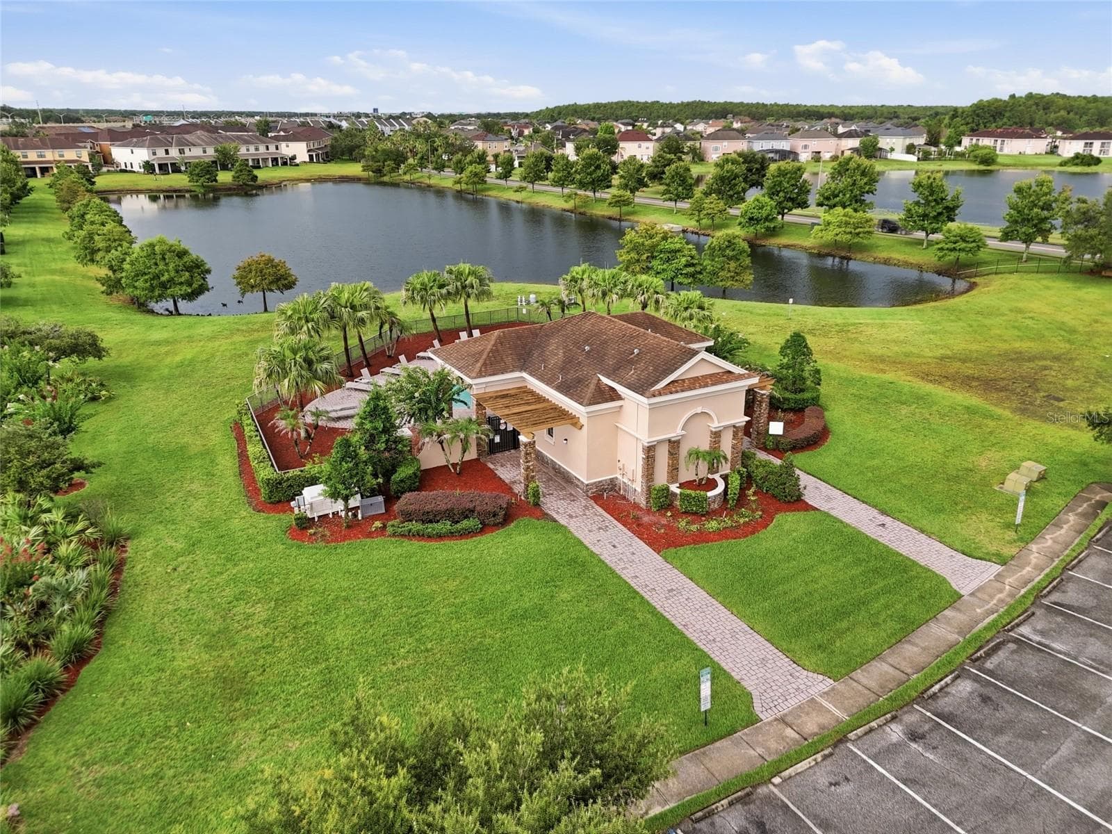 Townhouse at 1940 PORTOFINO MEADOWS BLVD, ORLANDO, photo 44 of 49