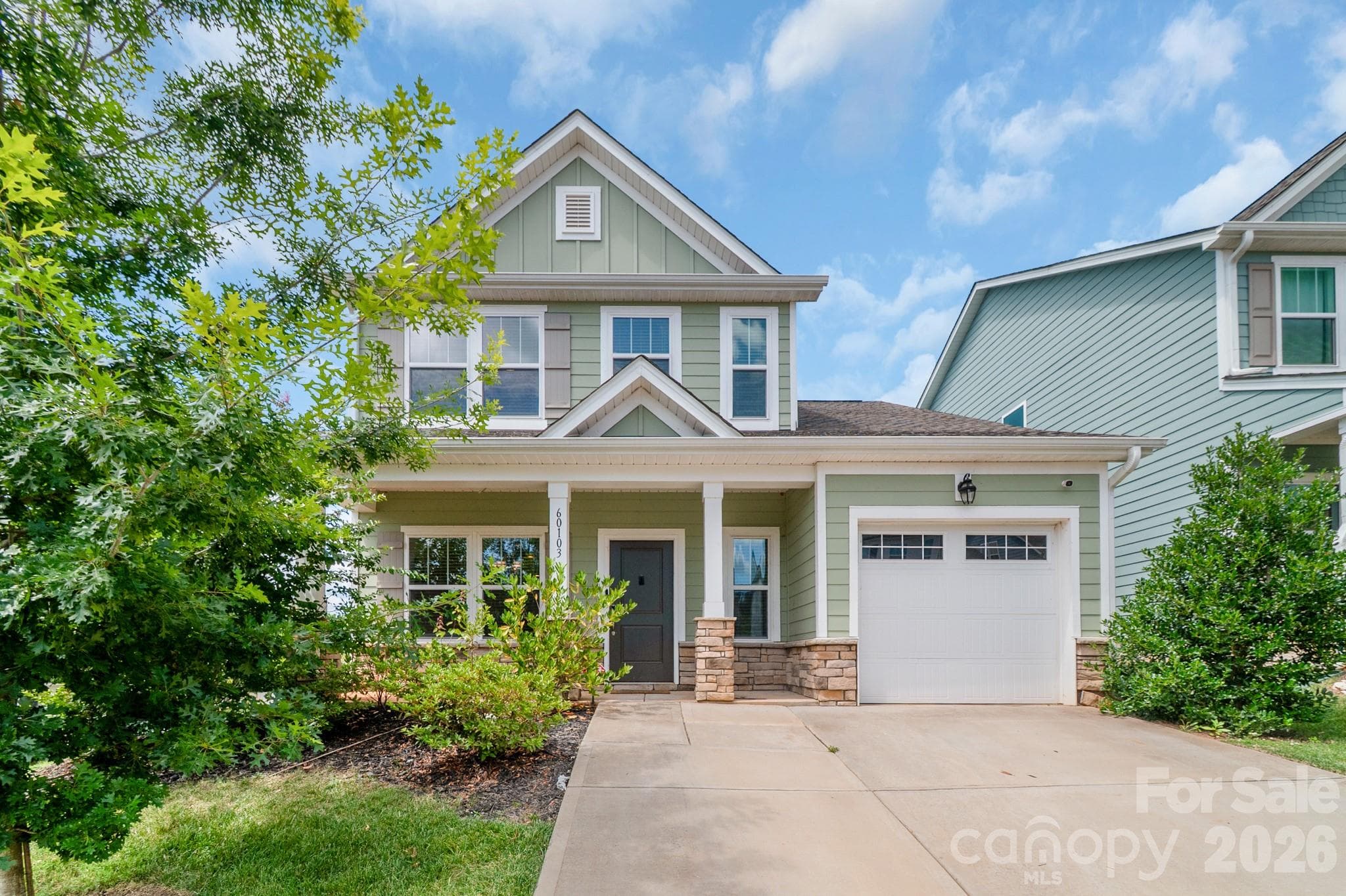 60103 Blue Bird Lane
