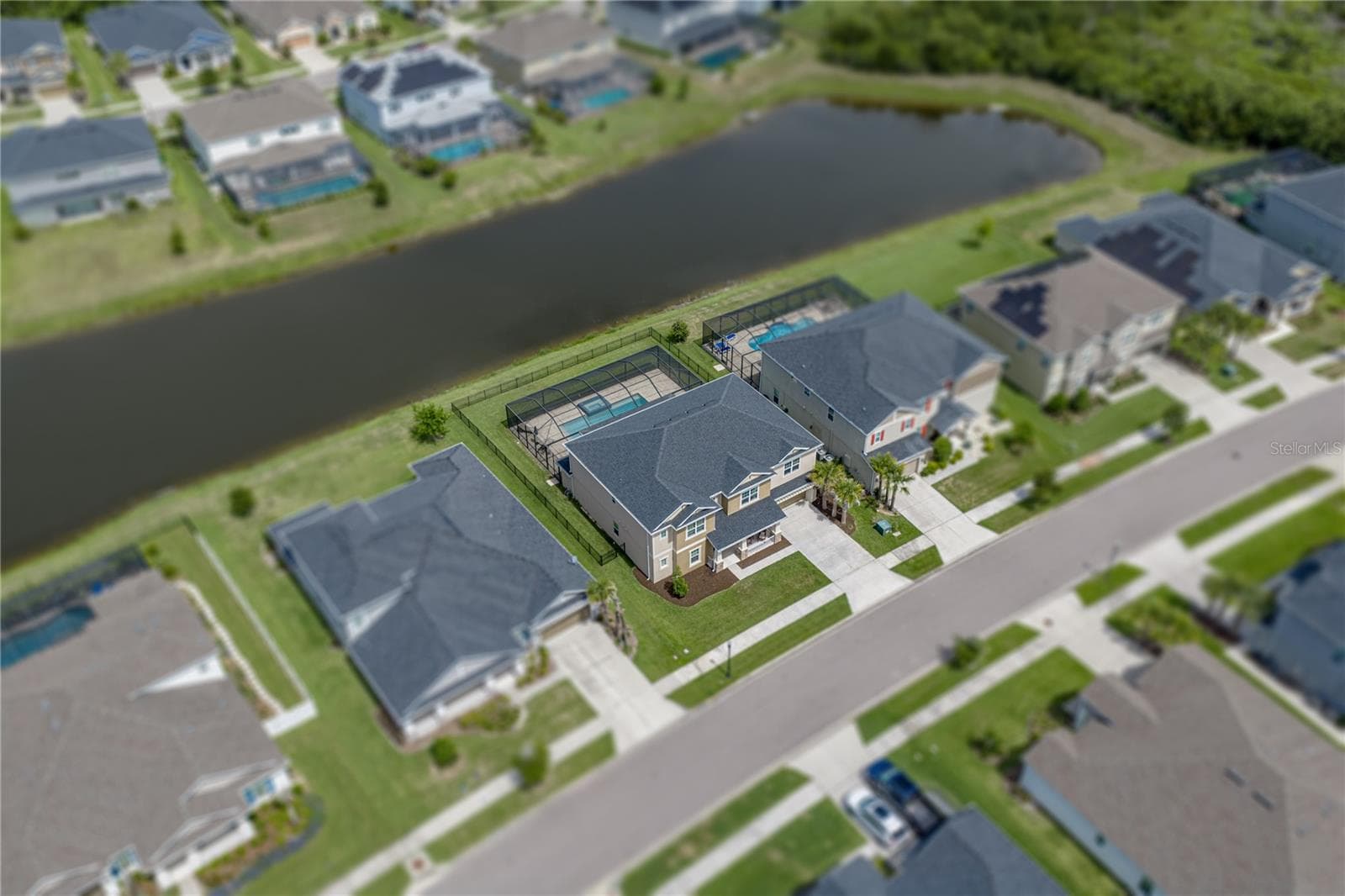 Single Family Residence at 6978 BRADBURY CIR, WESLEY CHAPEL, photo 6 of 98