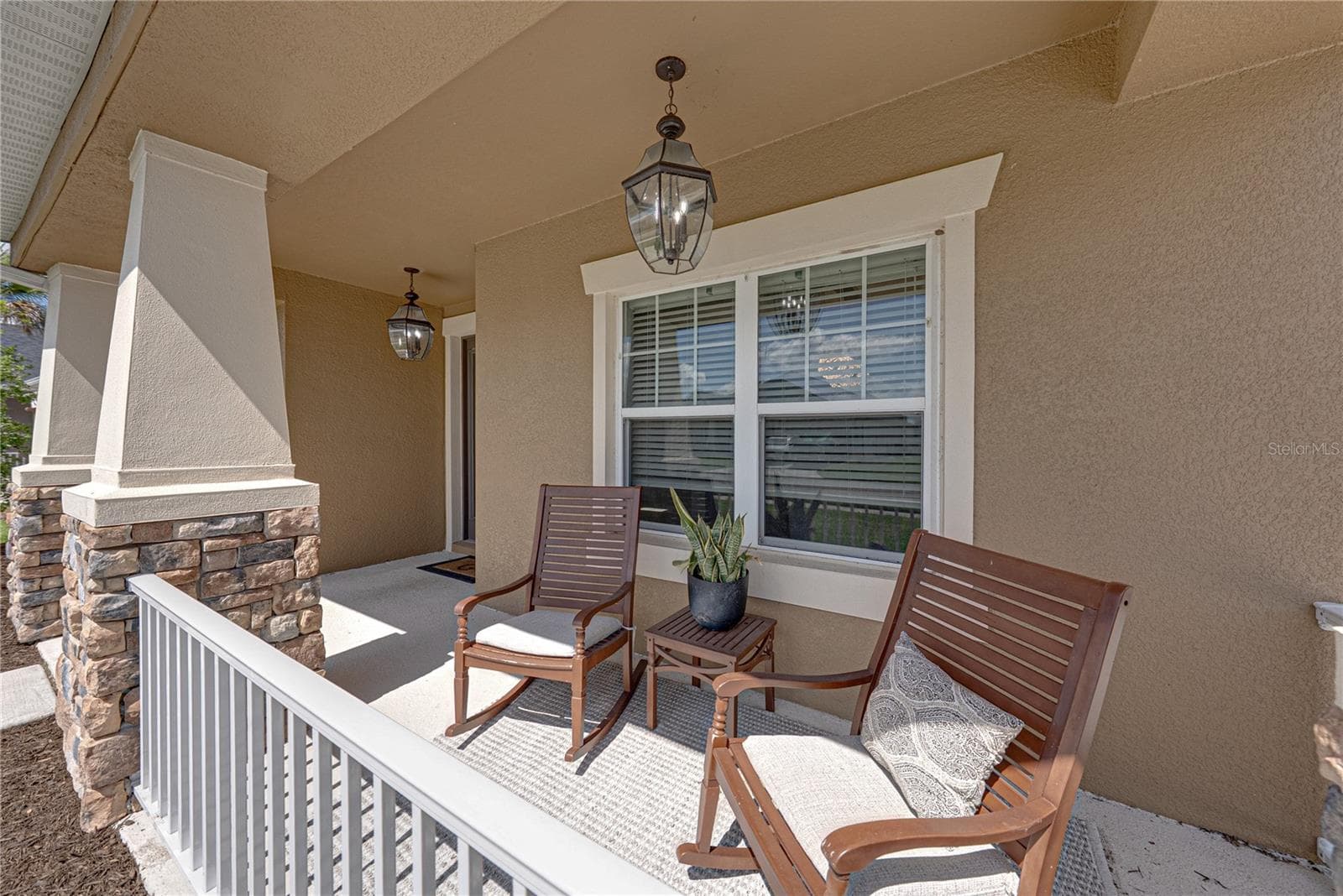 Single Family Residence at 6978 BRADBURY CIR, WESLEY CHAPEL, photo 8 of 98
