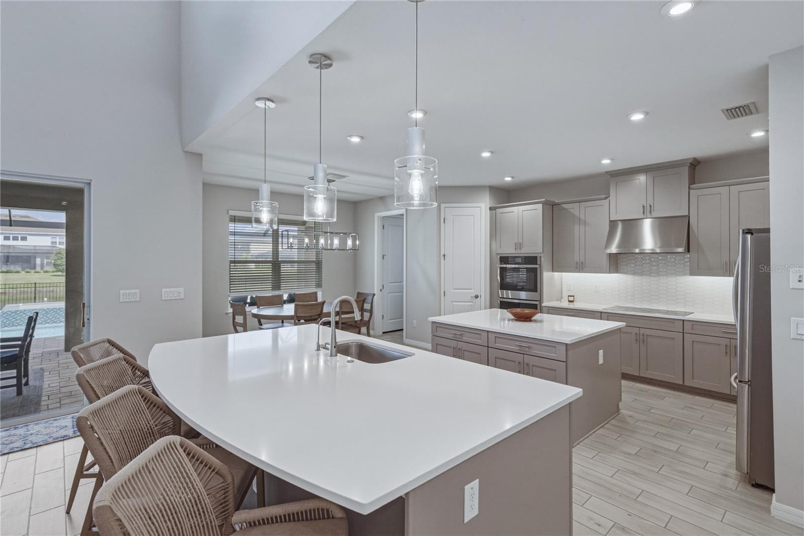 Single Family Residence at 6978 BRADBURY CIR, WESLEY CHAPEL, photo 16 of 98