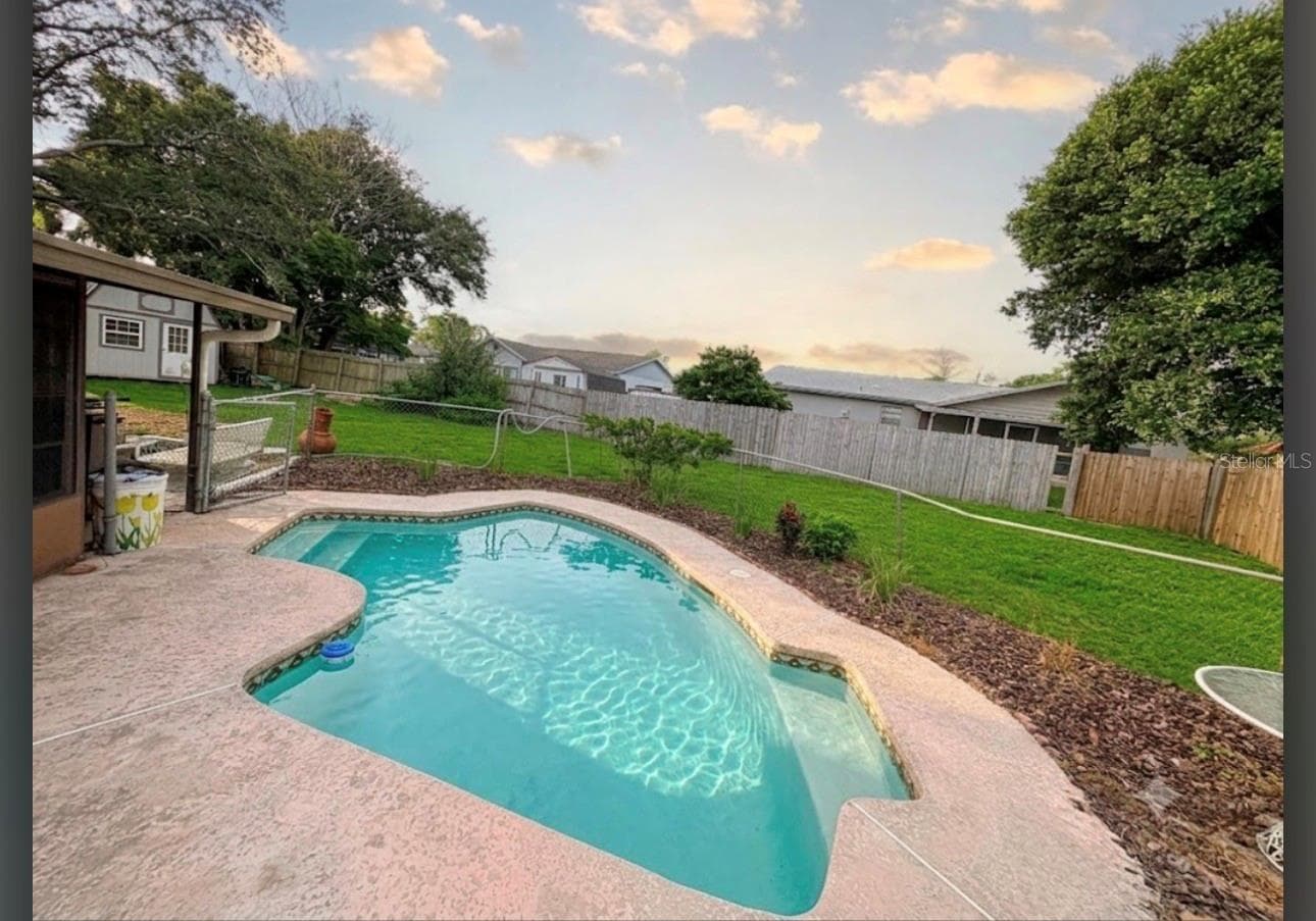Single Family Residence at 93 GLASS CT, PORT ORANGE, photo 2 of 16