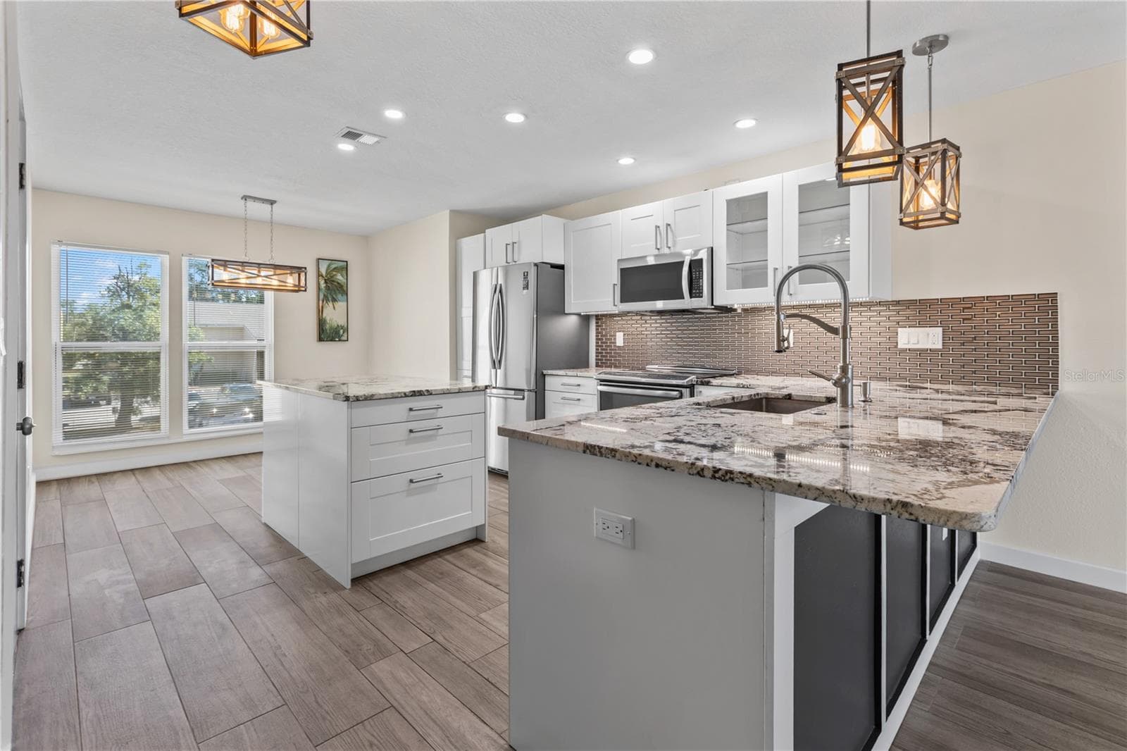 Welcome Home! - 3405 CLARK RD #205, SARASOTA