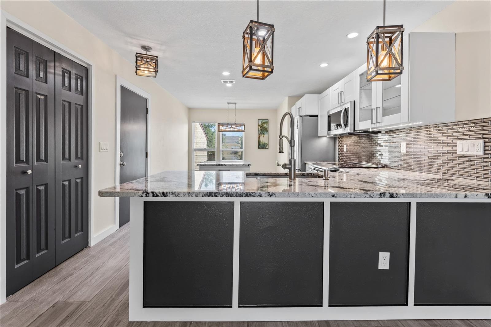 Condominium at 3405 CLARK RD #205, SARASOTA, photo 10 of 31