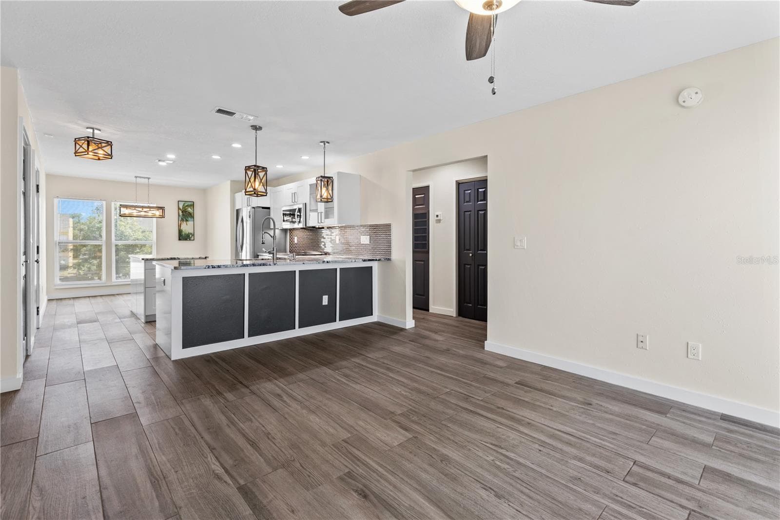 Condominium at 3405 CLARK RD #205, SARASOTA, photo 11 of 31