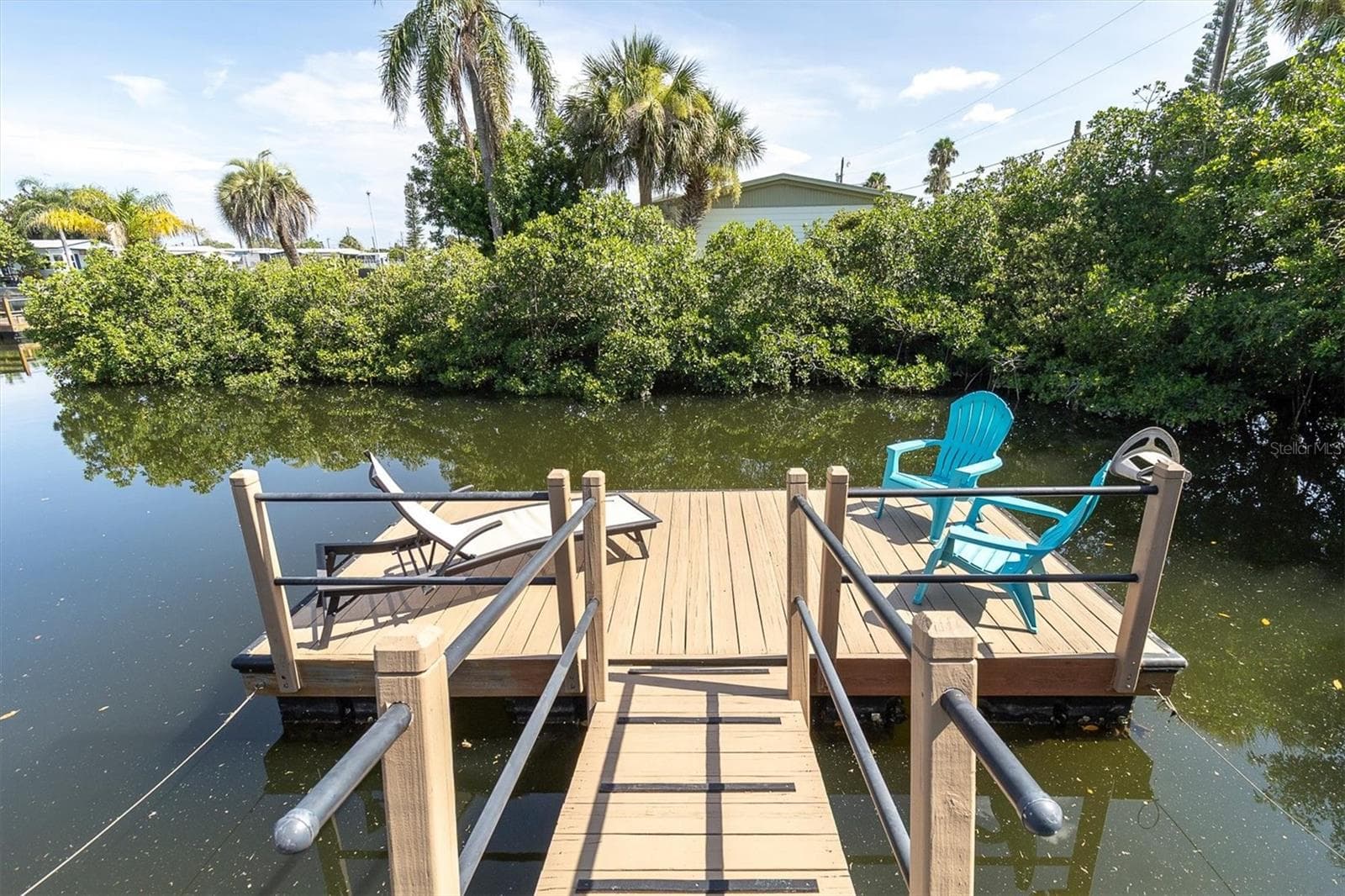 Floating Dock! - 6629 TOWER DR, HUDSON