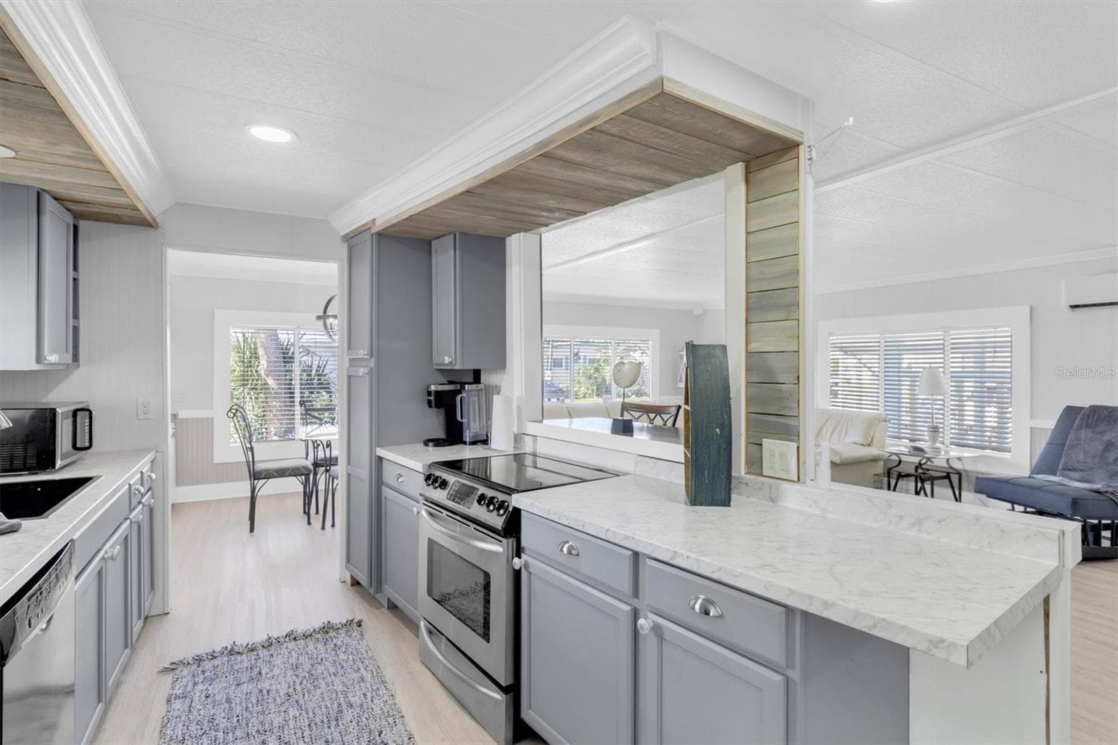 Looking toward the dining room. - 6629 TOWER DR, HUDSON