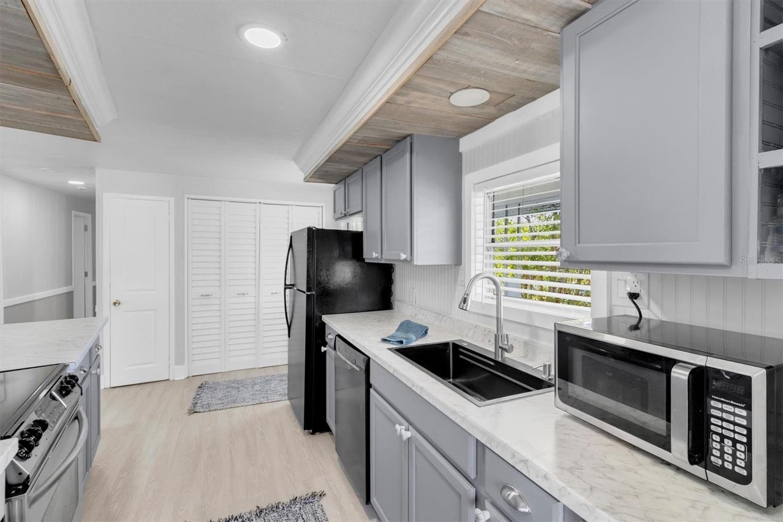 Mobile Home at 6629 TOWER DR, HUDSON, photo 29 of 99