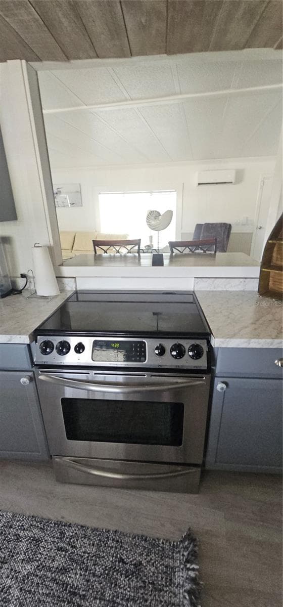 All Stainless Steel Appliances. - 6629 TOWER DR, HUDSON